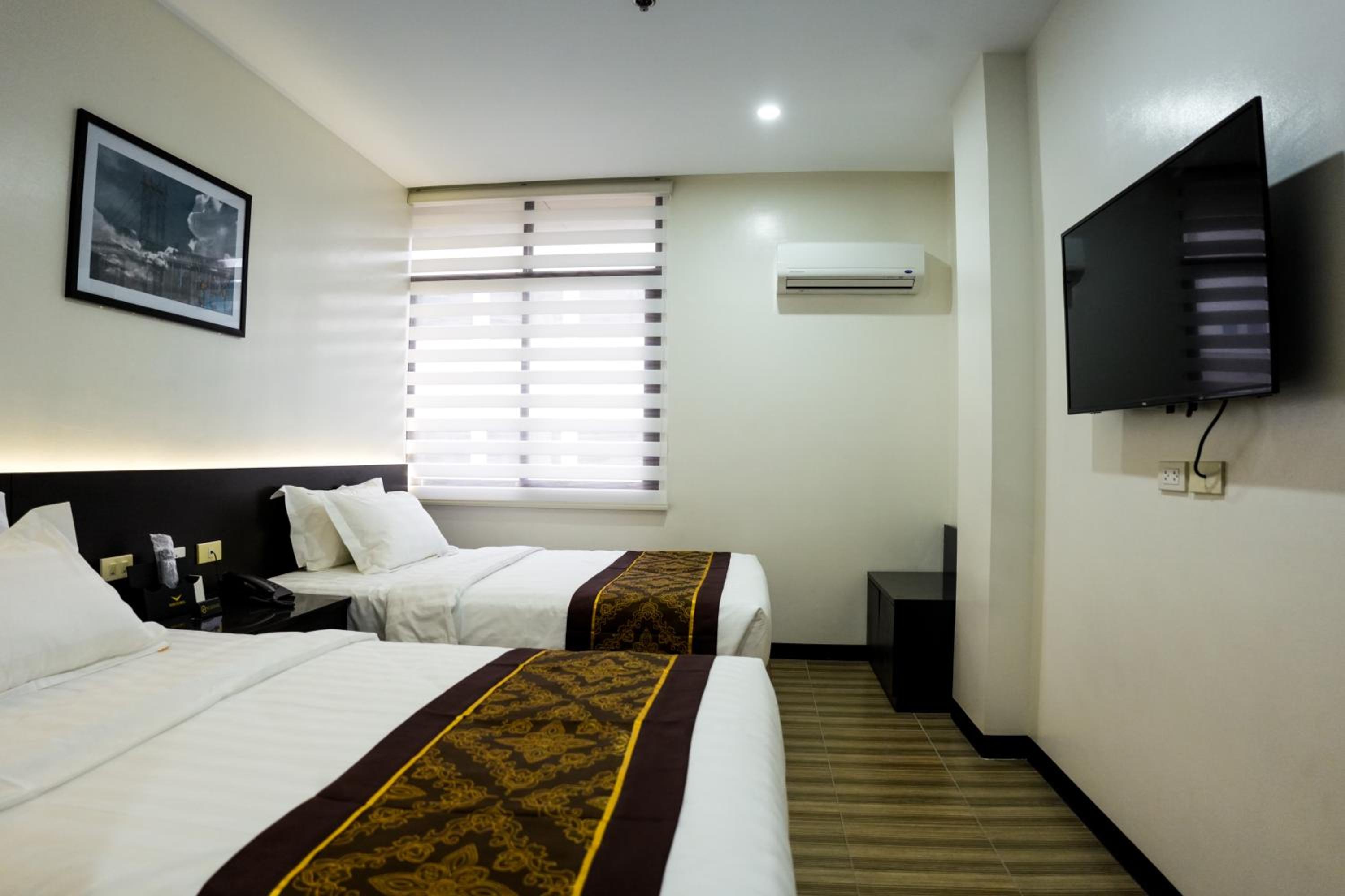 Deluxe Double or Twin Room