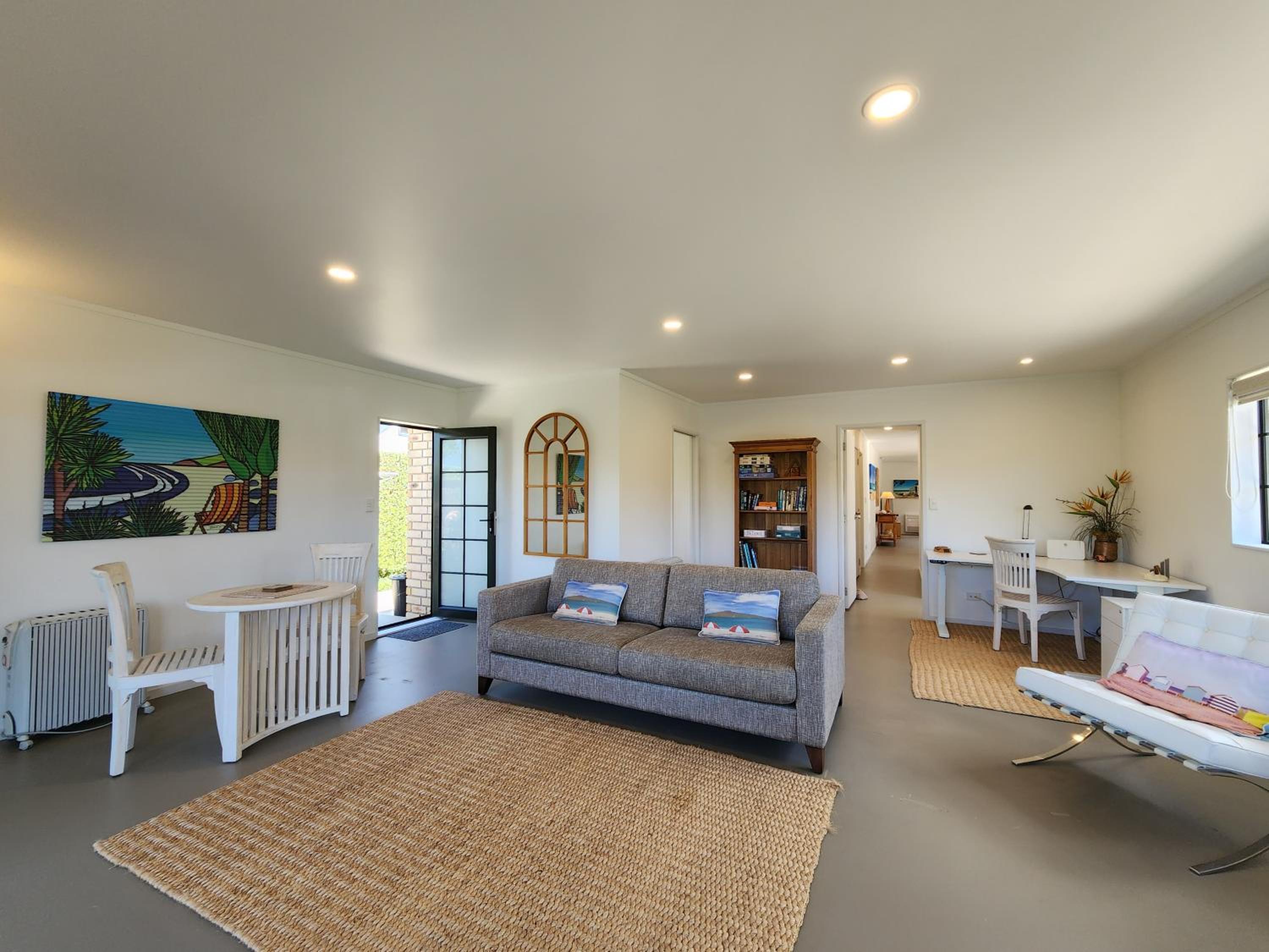 Three-Bedroom House photo 1