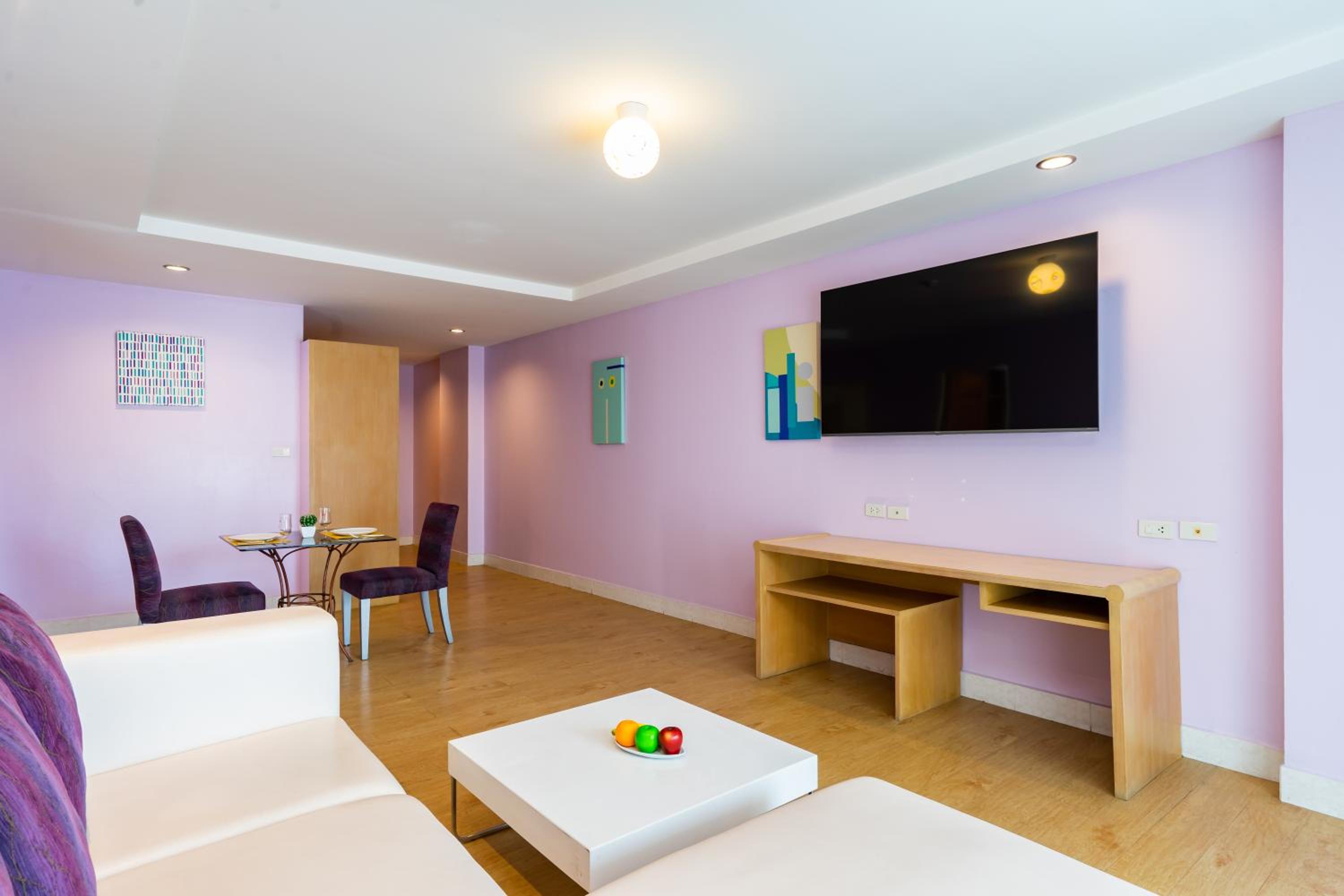 Family Room with Terrace - Photo 11