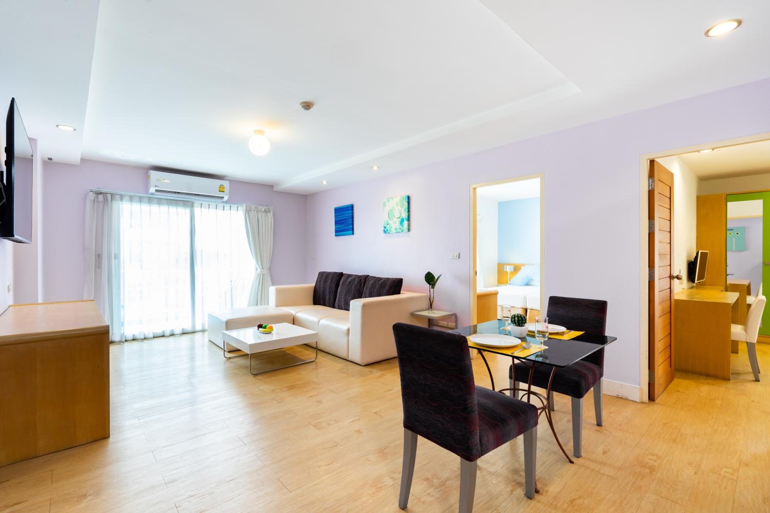Family Room with Terrace - Photo 1