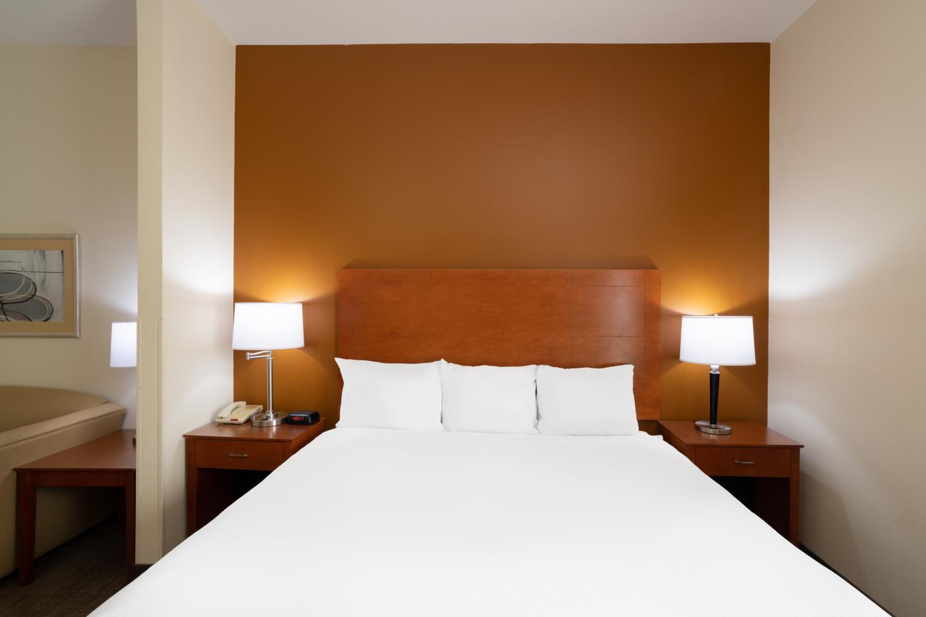 King Room - Disability Access/Non-Smoking - Photo 1