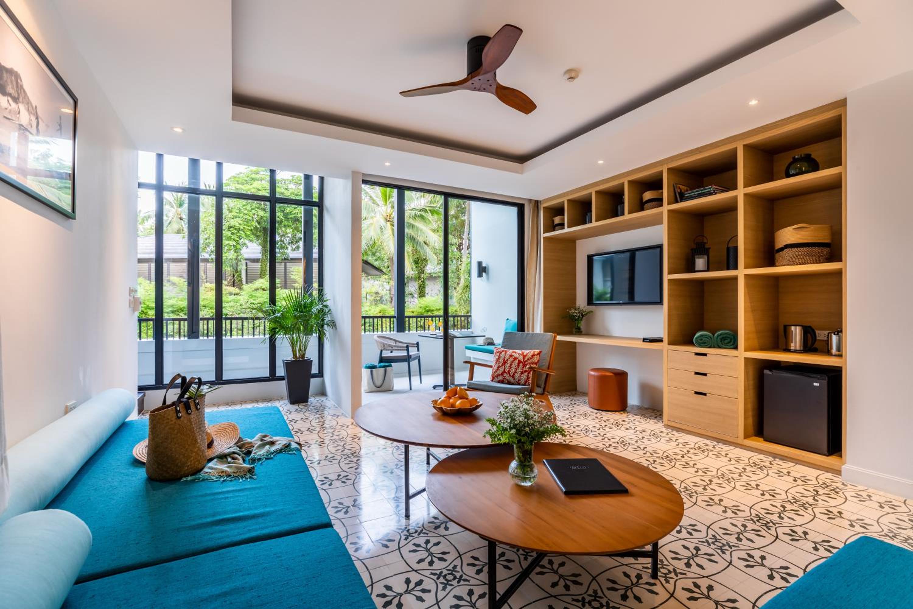 Grand Surin Suite 1 King - Photo 1