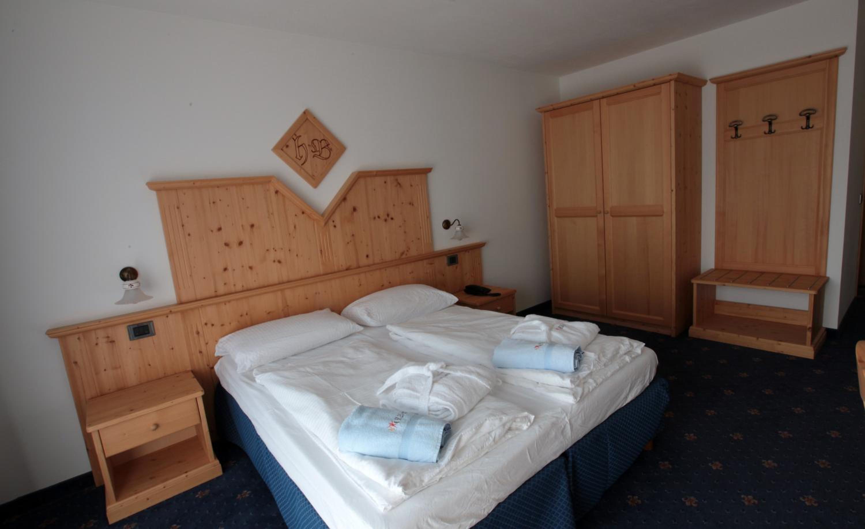 Superior Double or Twin Room photo 2