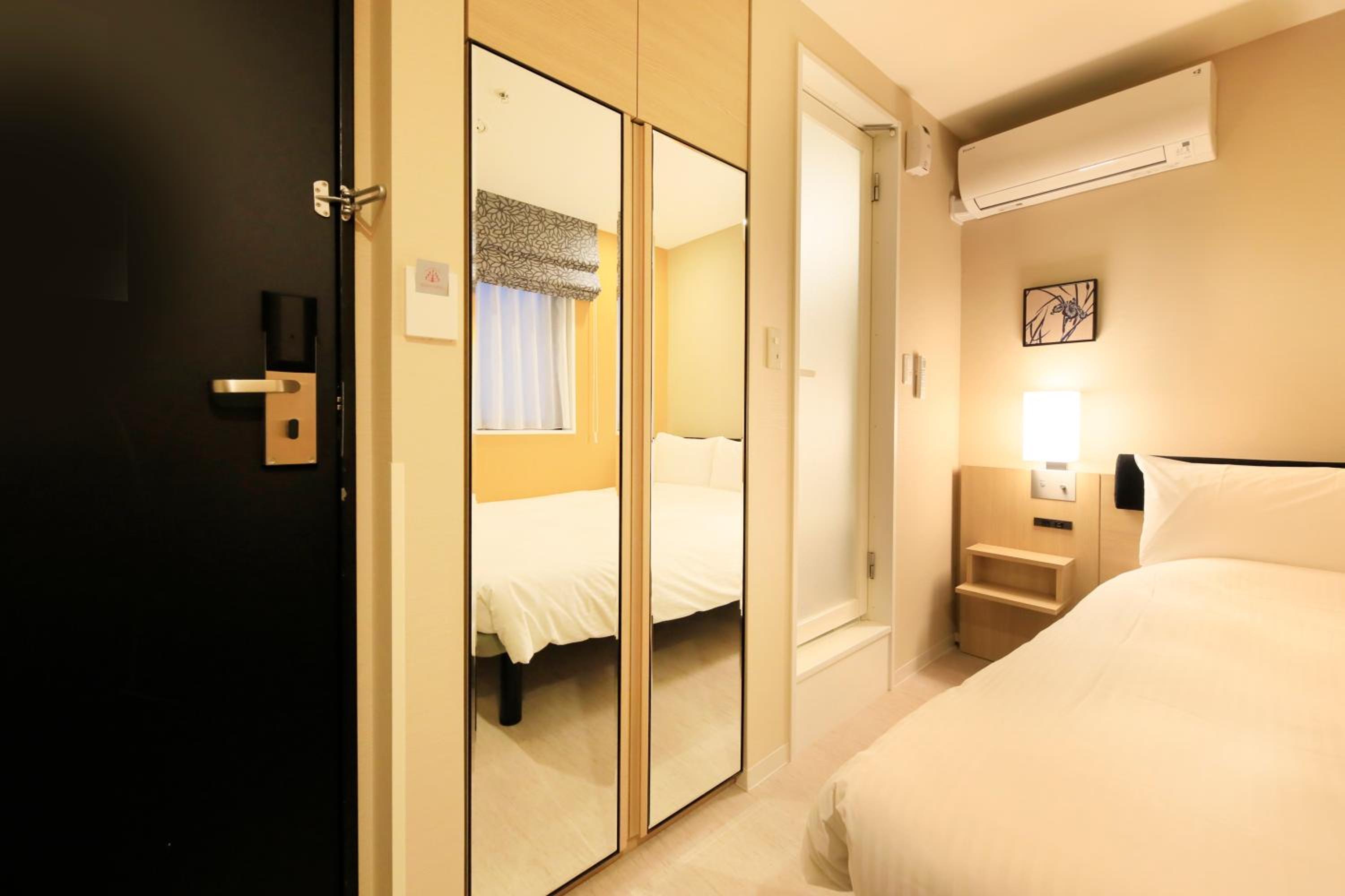 Two Connecting Rooms (2 Double Beds) - Non-Smoking photo 3