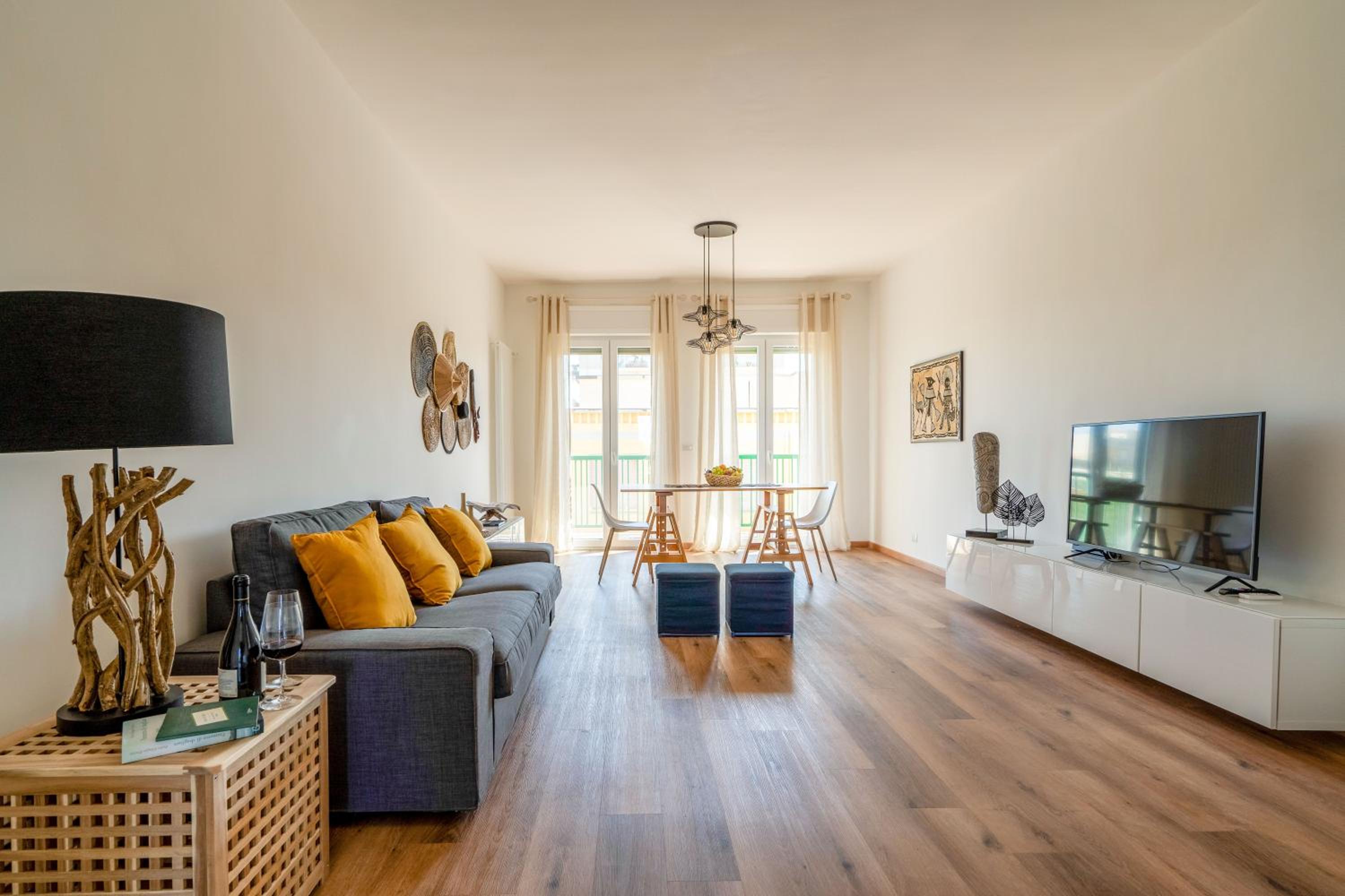 Three-Bedroom Apartment photo 1