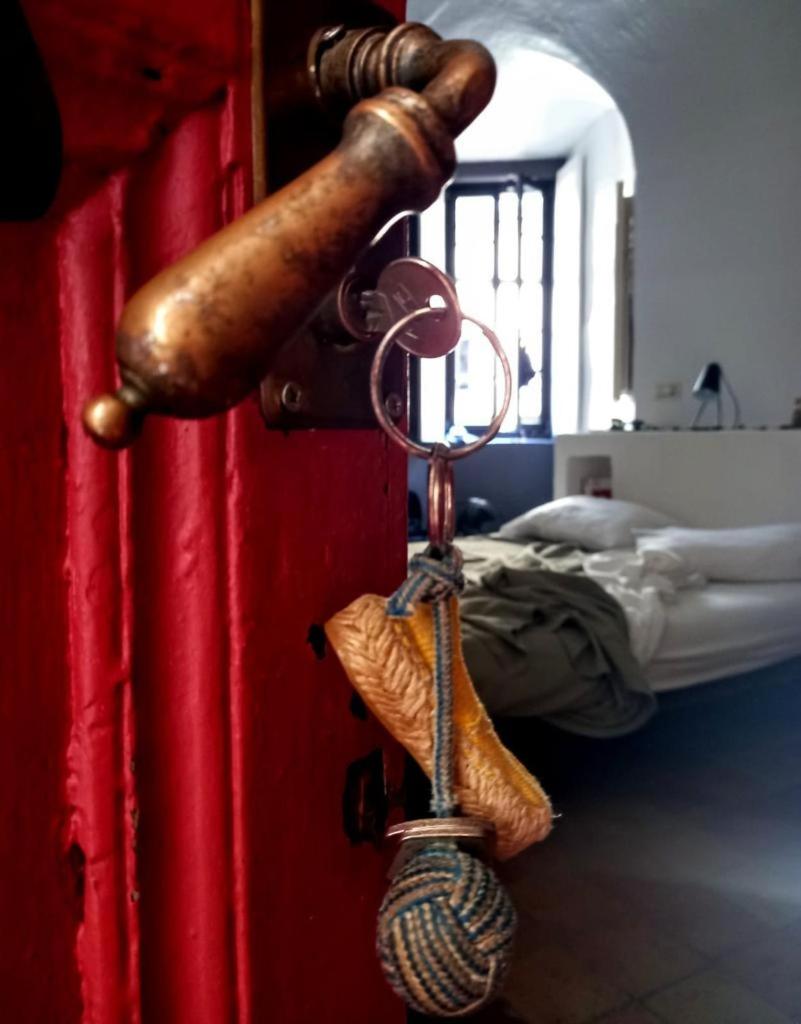 Large Double Room photo 2