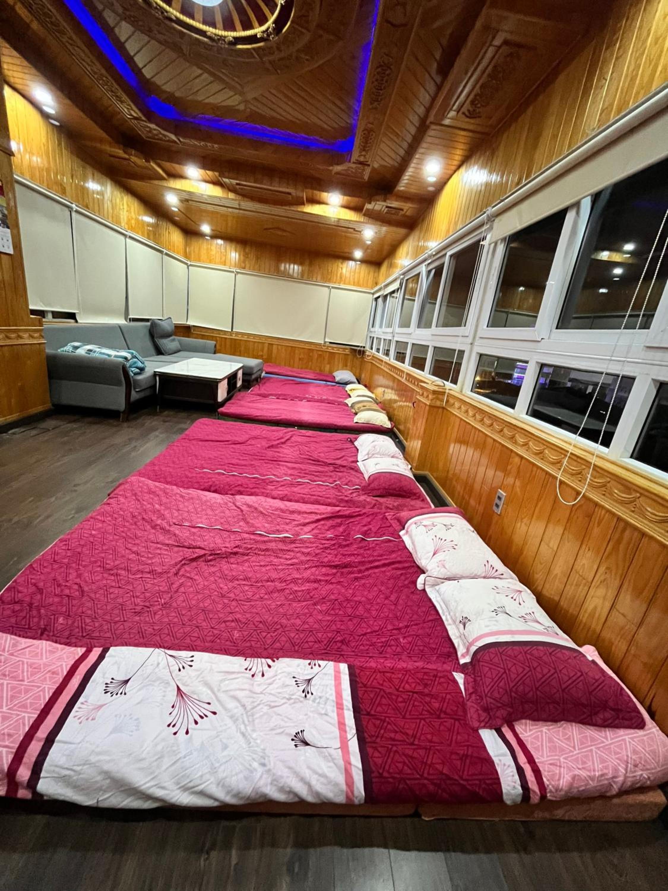 Single Bed in 10-Bed Dormitory Room