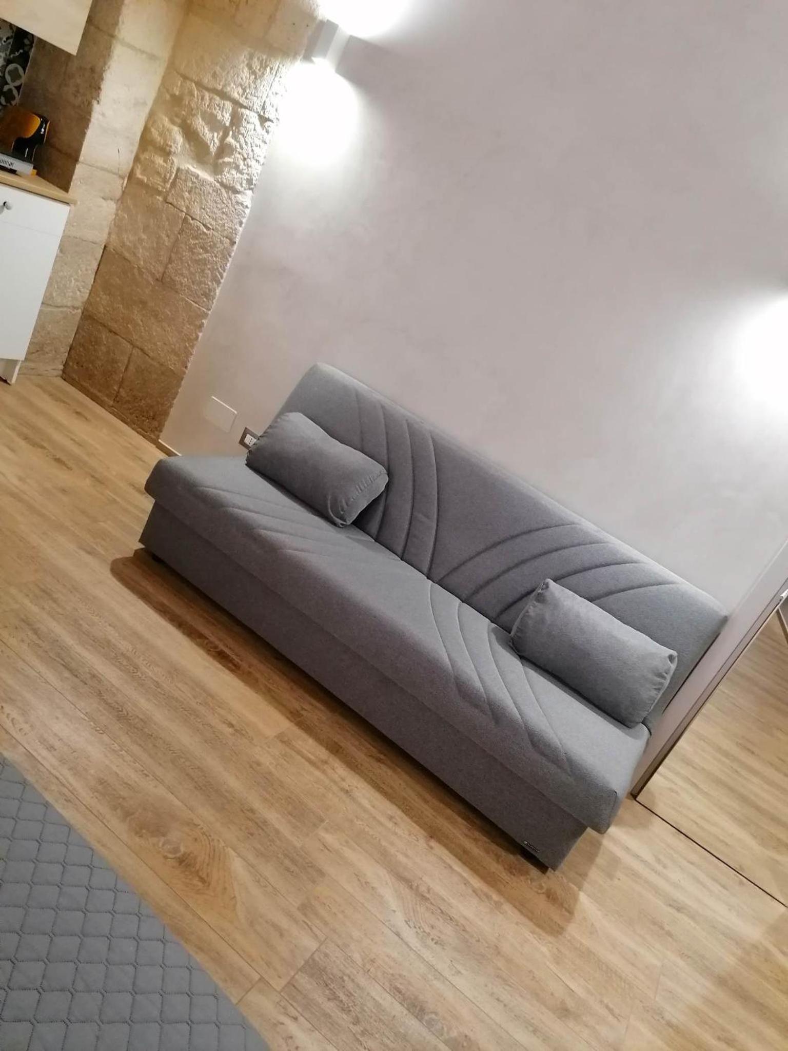 Deluxe Room - Photo 17
