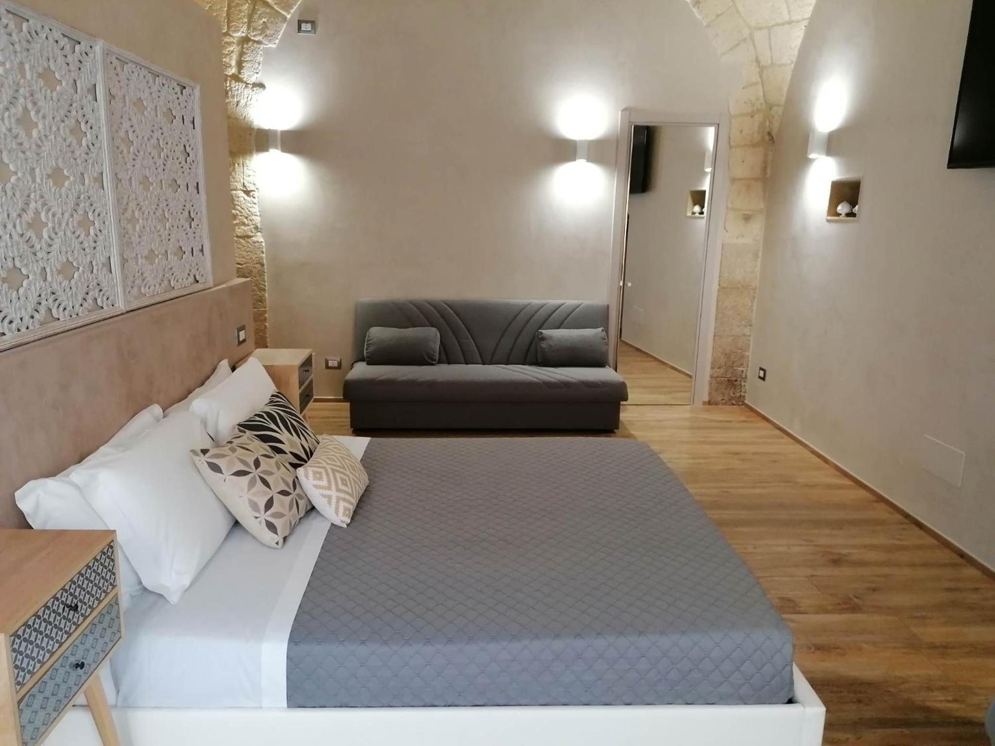 Deluxe Room - Photo 18