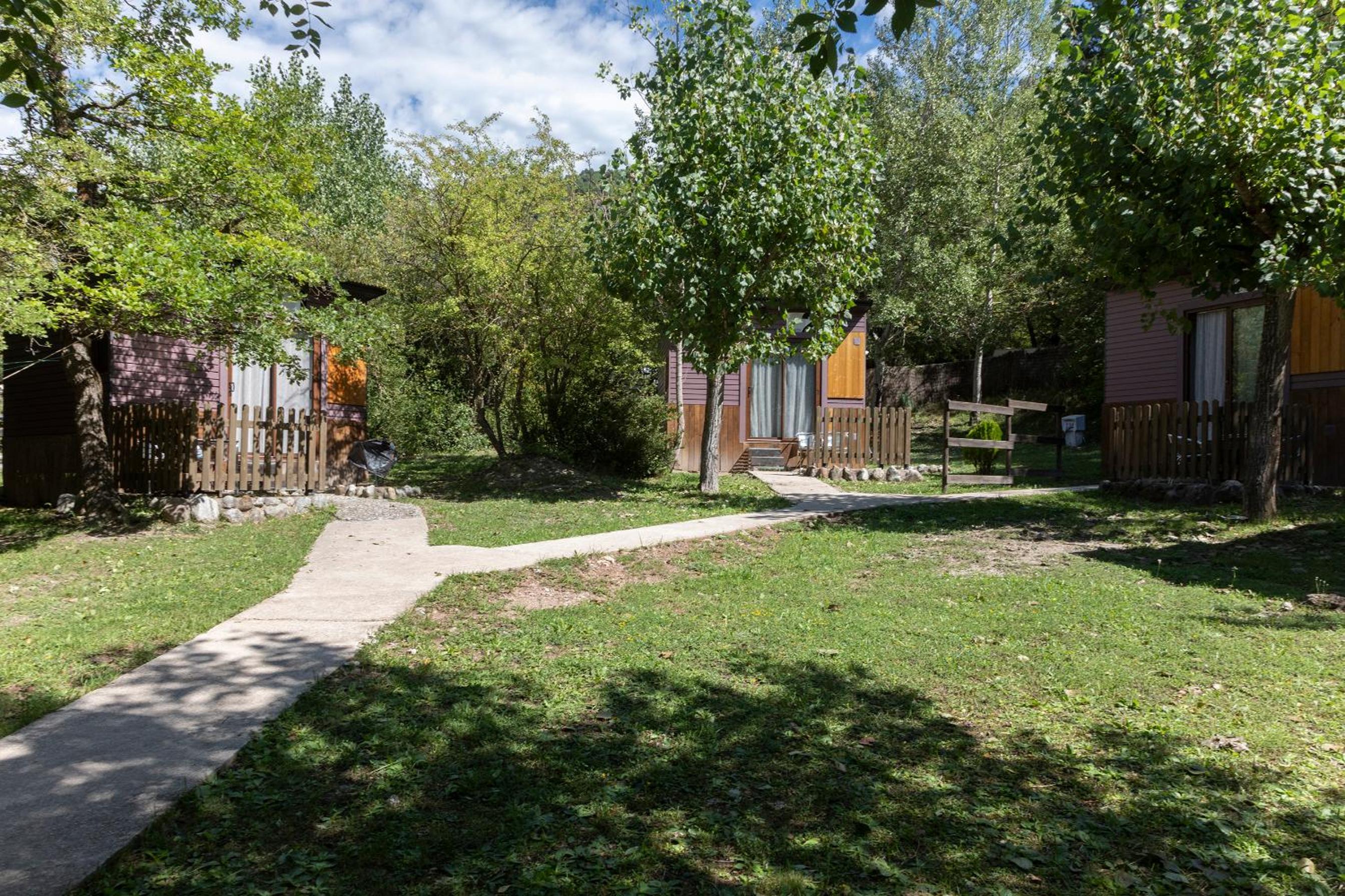 One-Bedroom Cottage - Photo 5