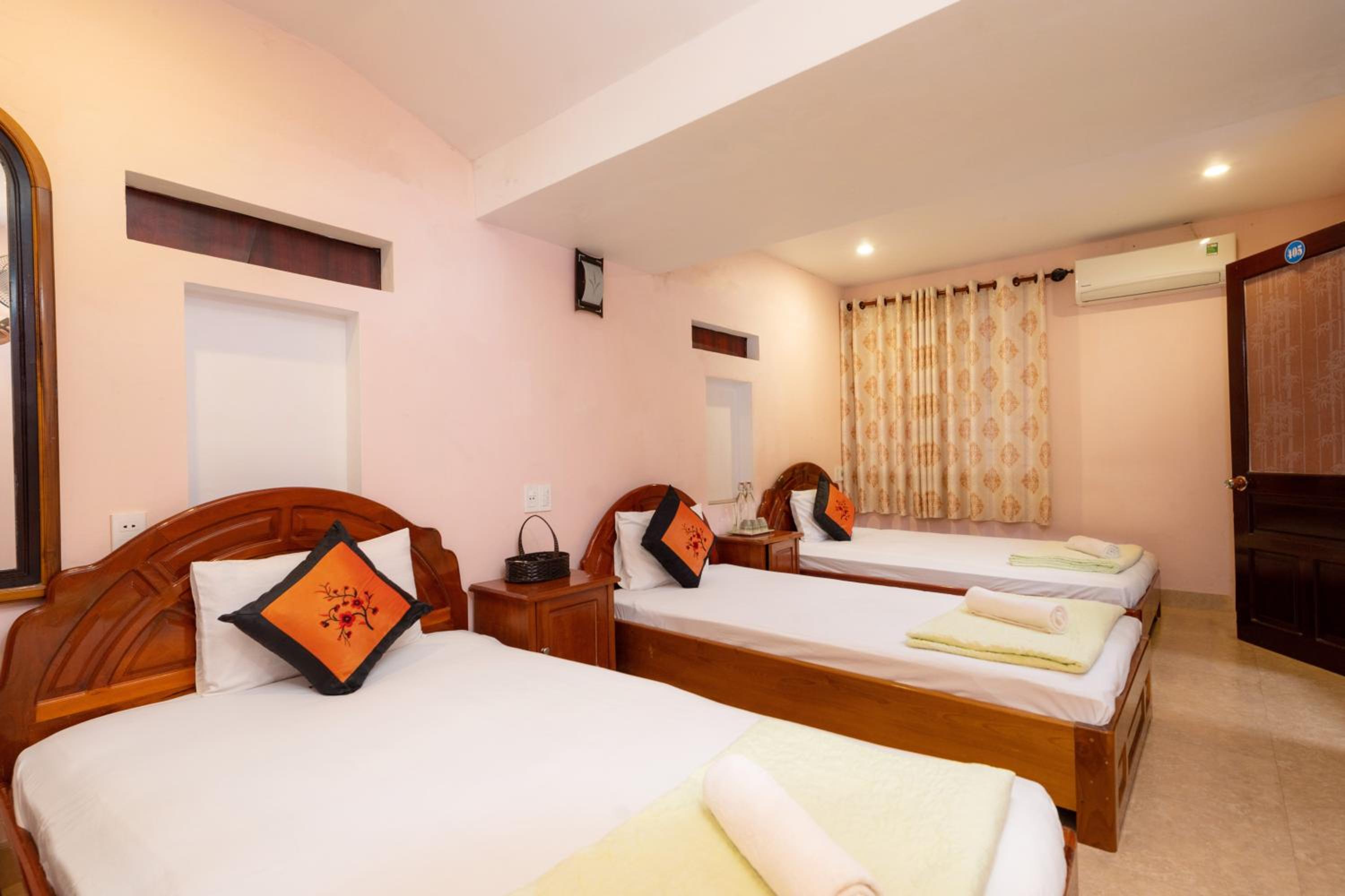 Single Bed In Mixed Dormitory Room