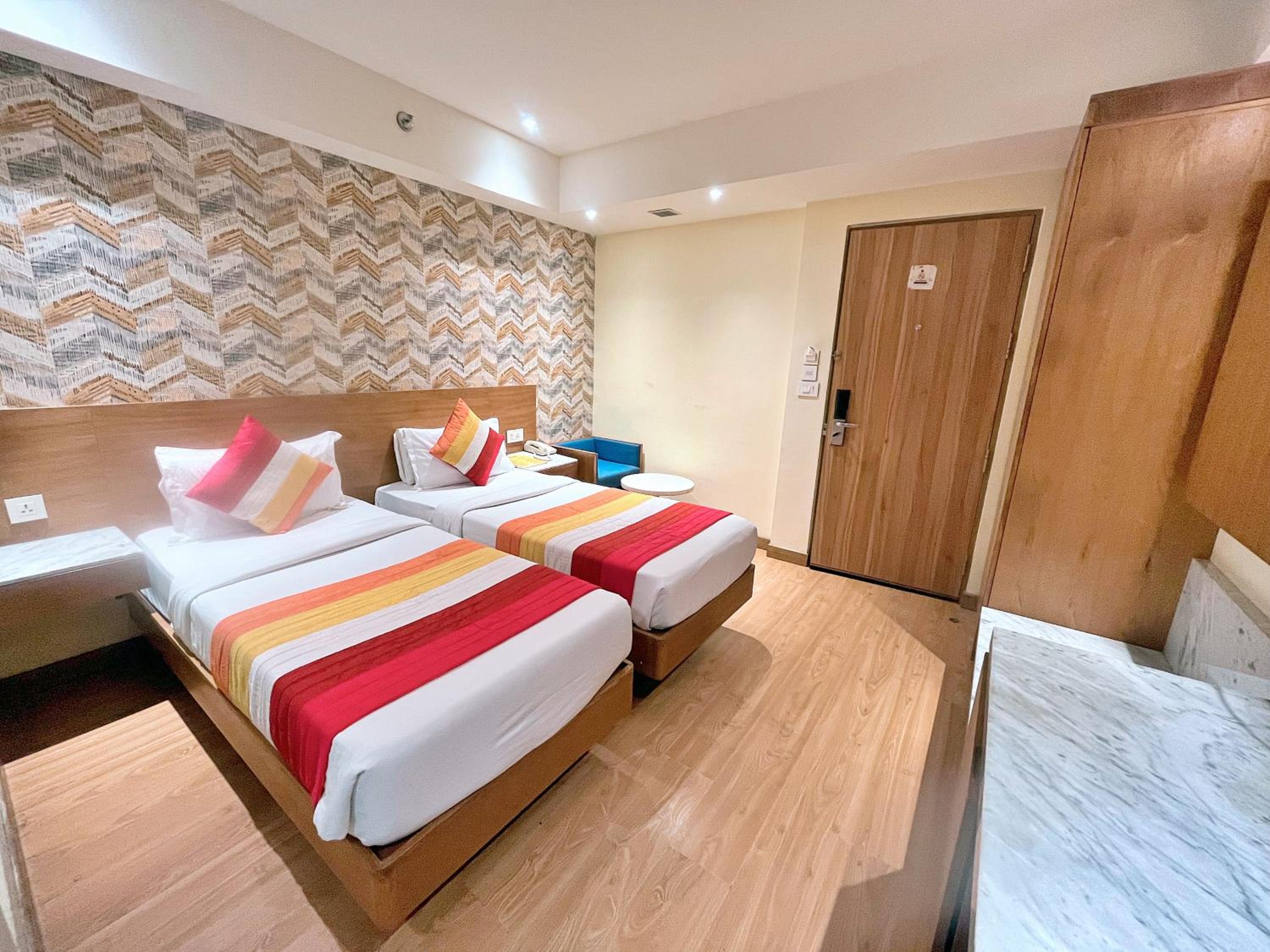 Deluxe Double or Twin Room - Photo 21