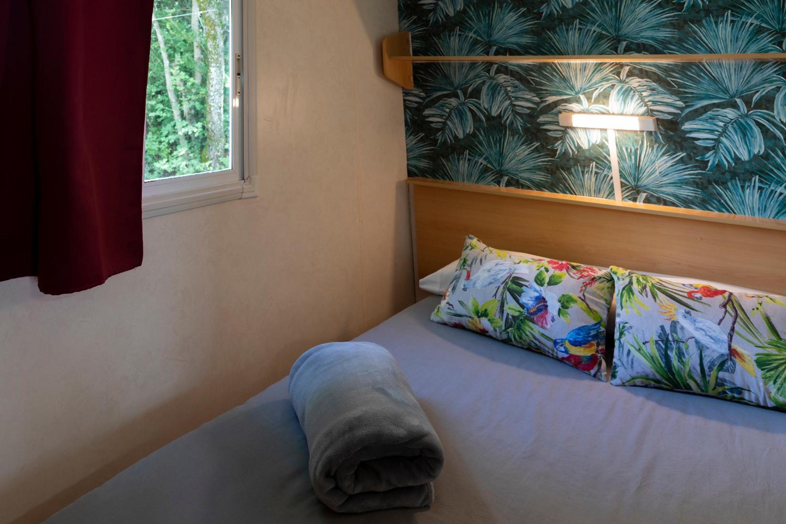 Two-Bedroom Bungalow - Photo 12