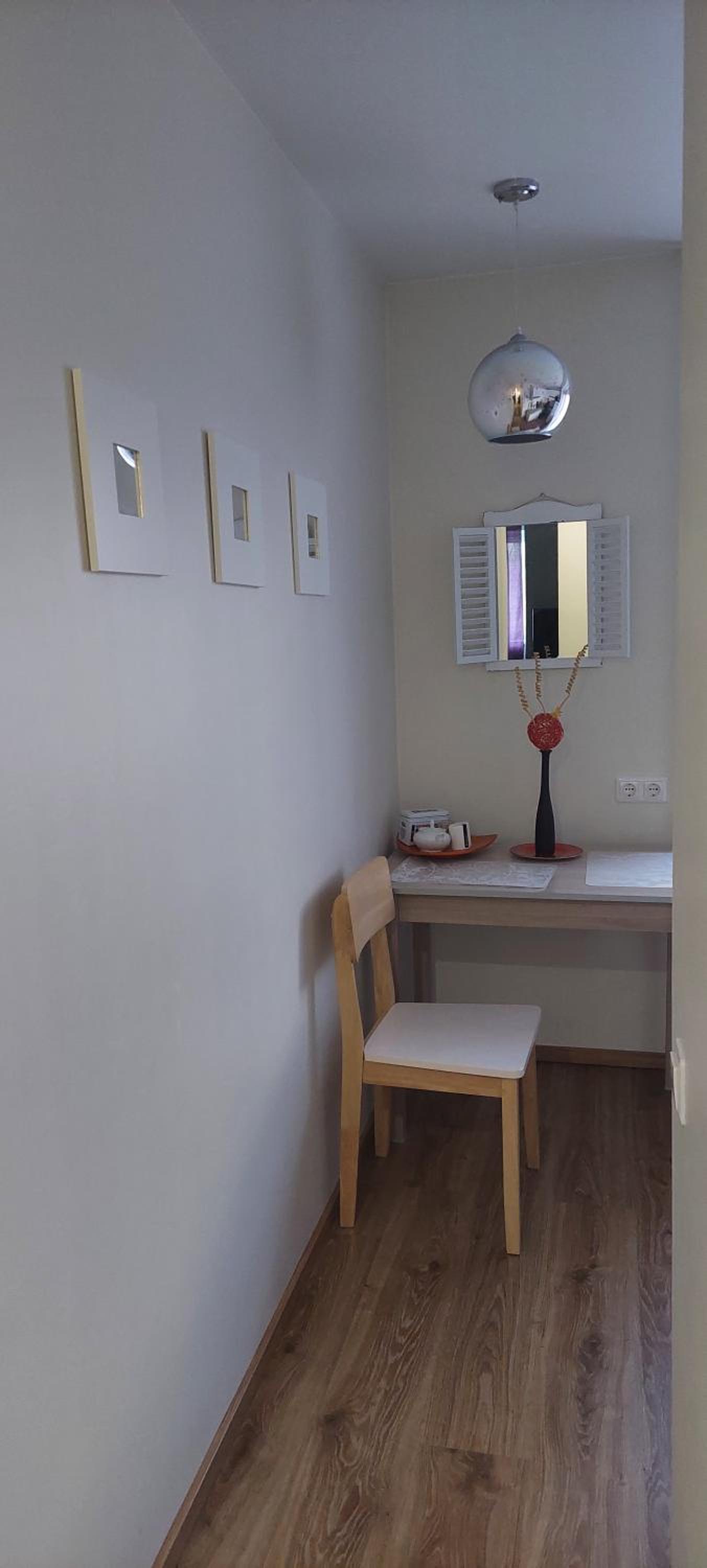 One-Bedroom Apartment - Photo 21