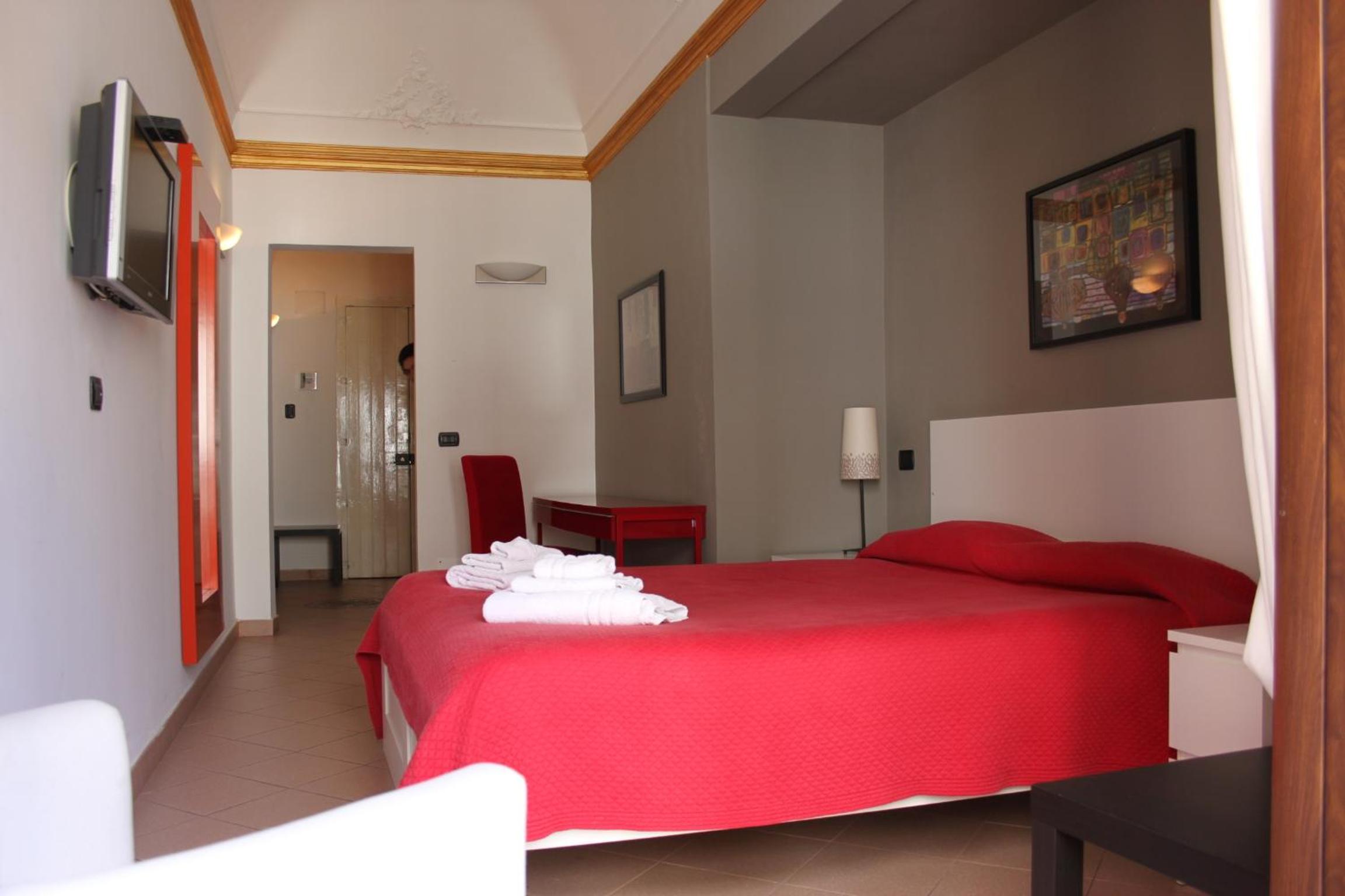 Luxury Triple Room