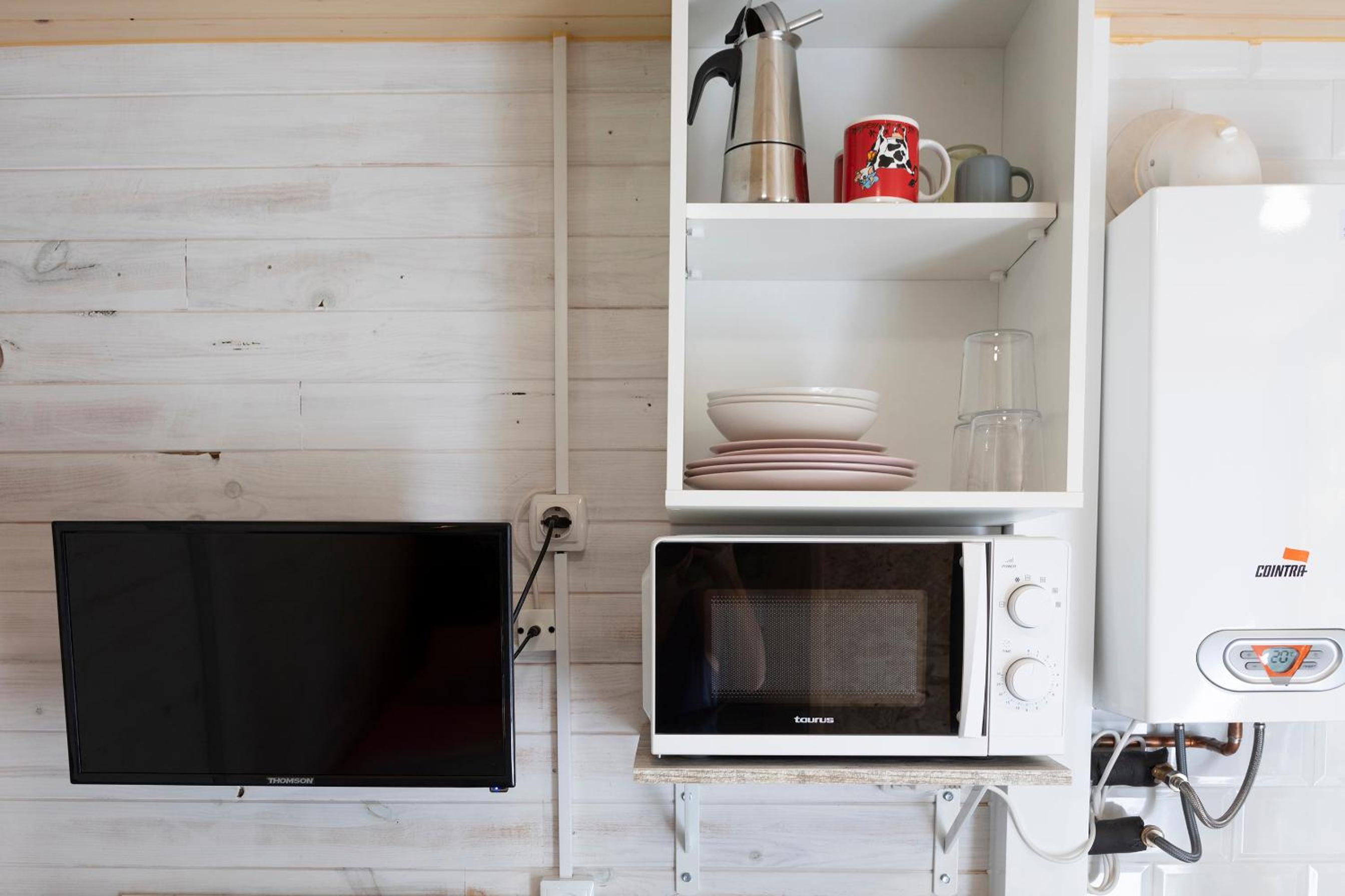 One-Bedroom Cottage - Photo 9