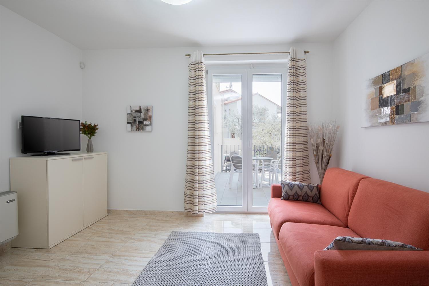 Apartment with Terrace - Ground Floor