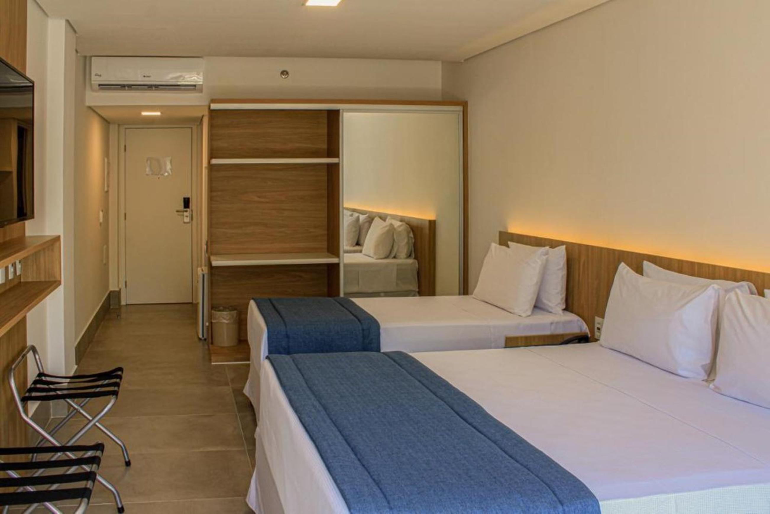 Suite Excellence Dbl + 1 (ground floor with pool on balcony) photo 3