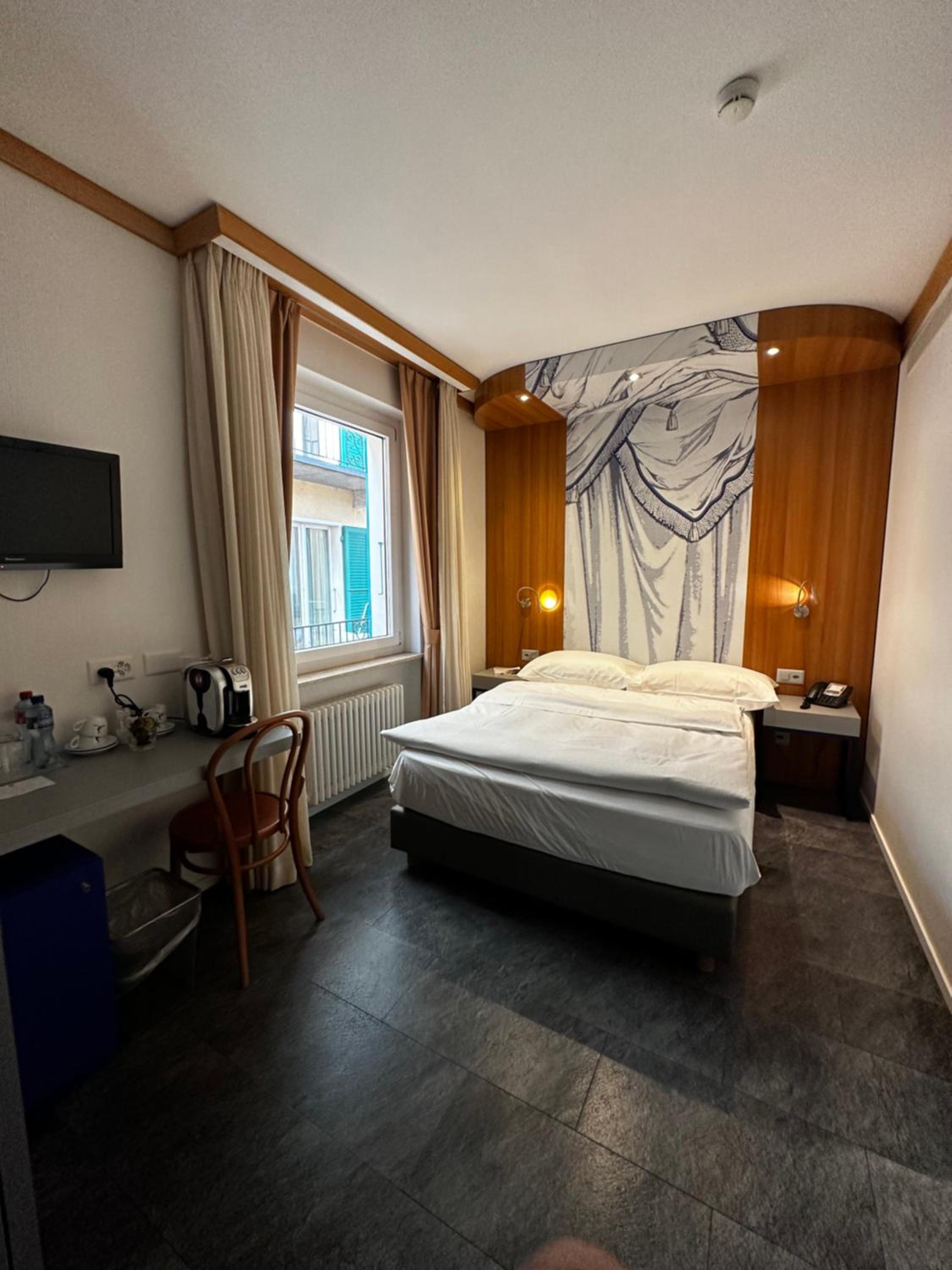 Budget Single Room with Courtyard View photo 2