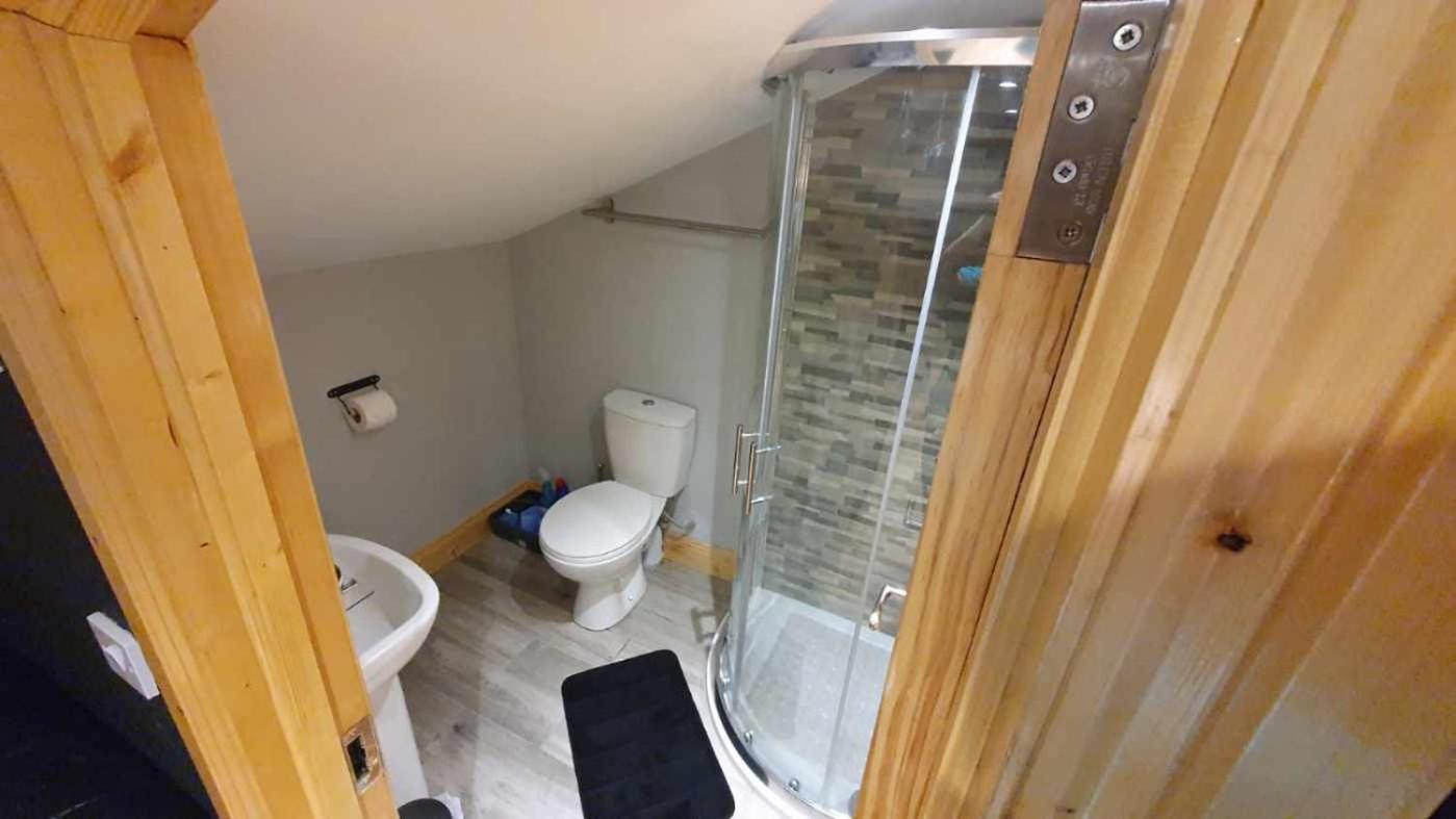 Standard King Room photo 3