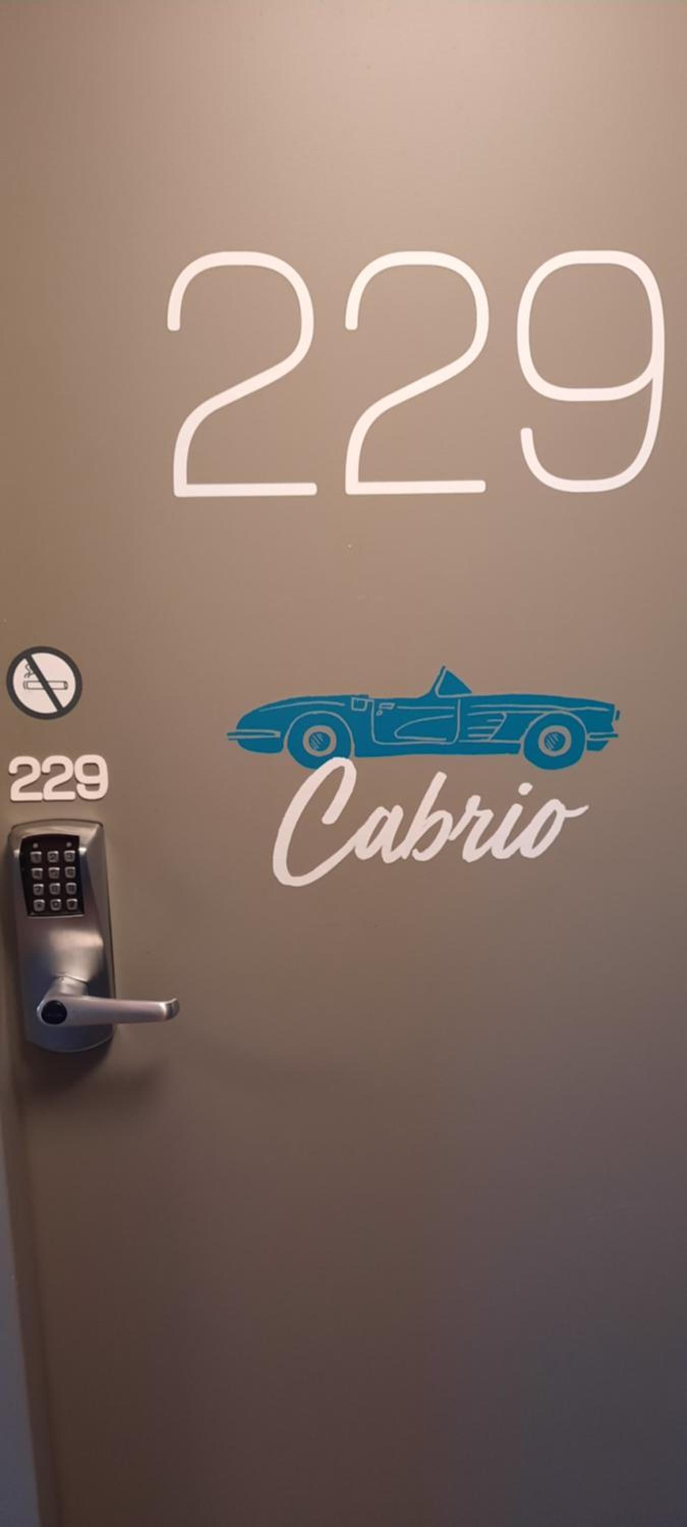 Cabrio Room with Private Bathroom - Photo 4