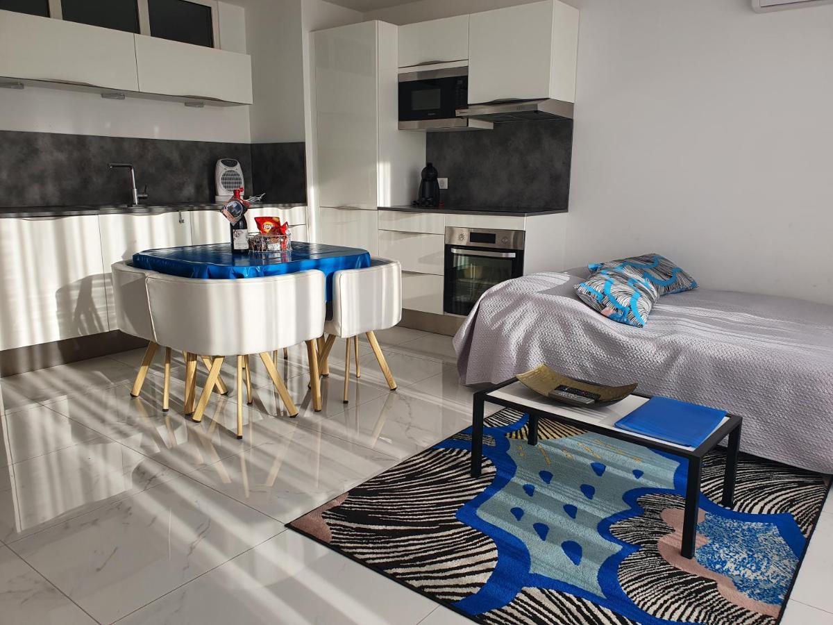 Apartment - Photo 20