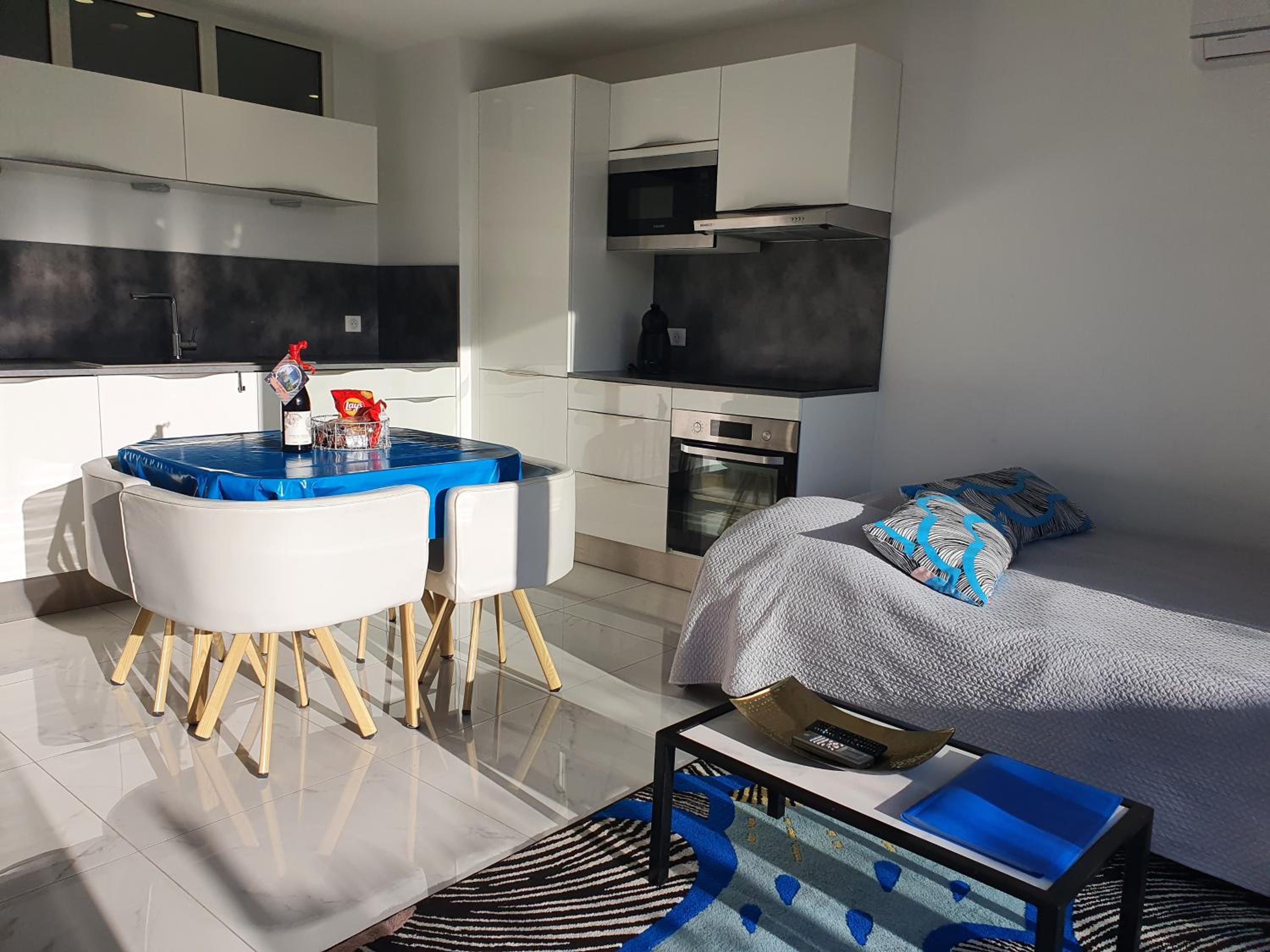 Apartment - Photo 18