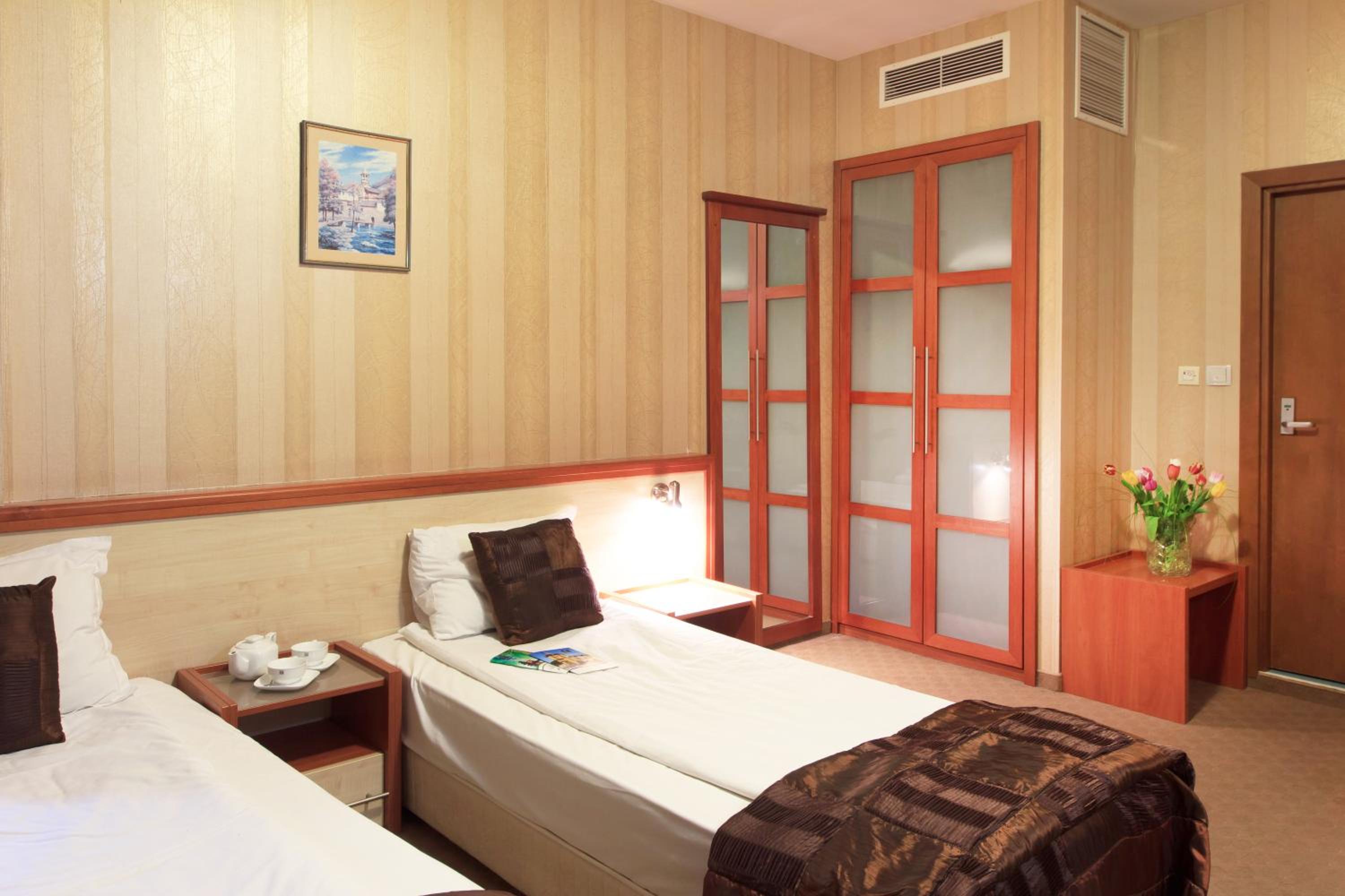 Economy Double or Twin Room photo 1