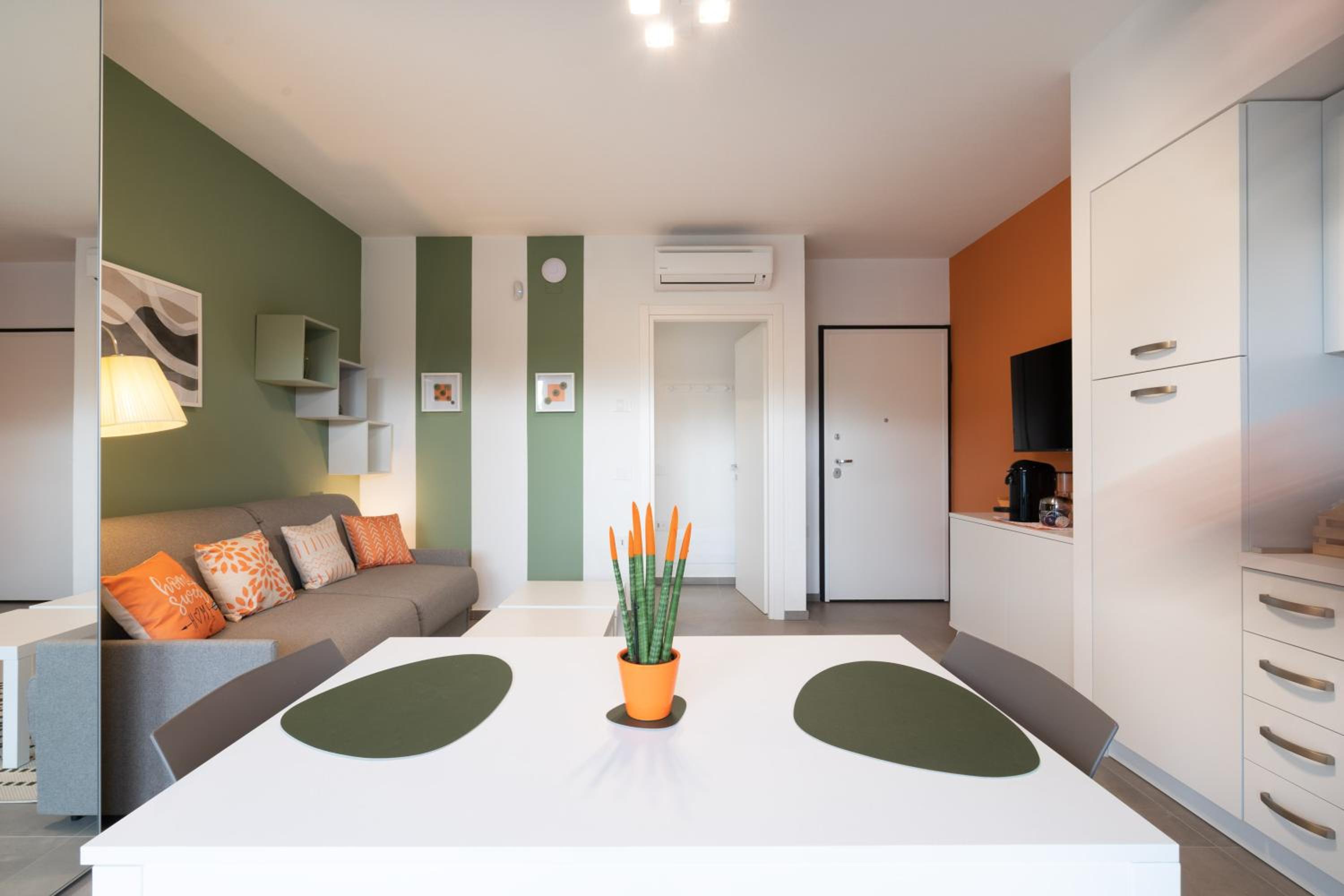 Studio Apartment