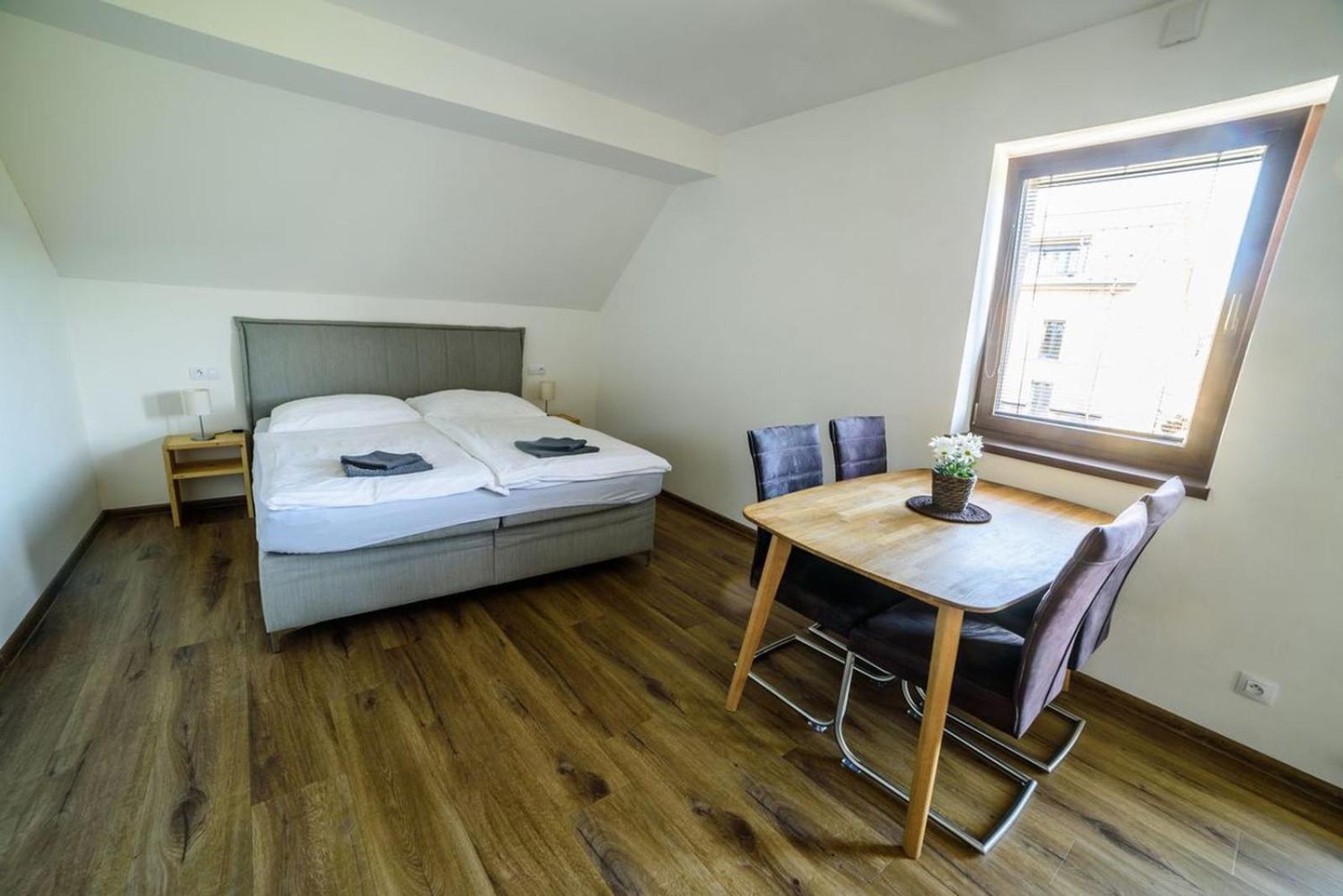 Apartment photo 1