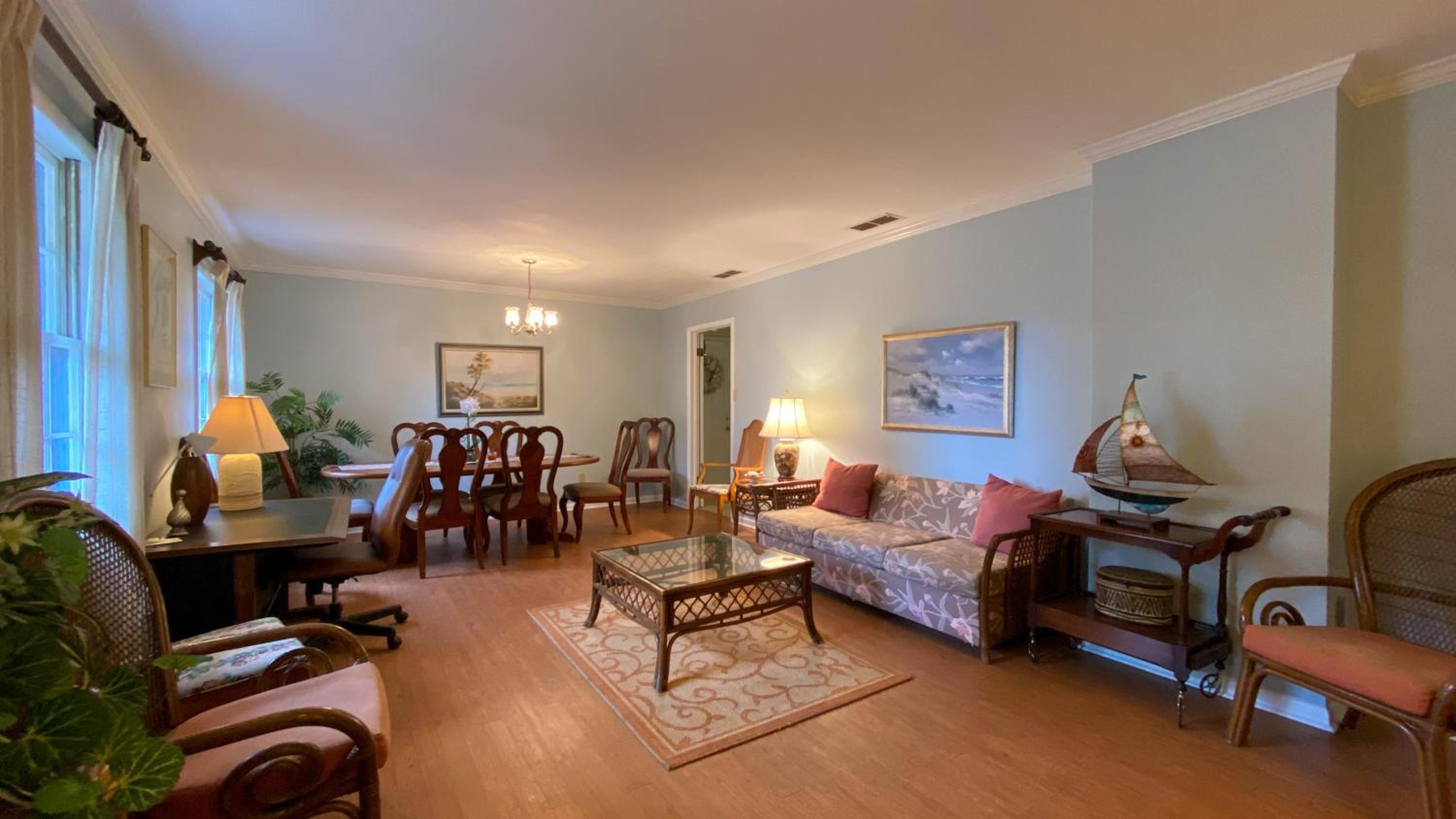 Three-Bedroom House photo 1