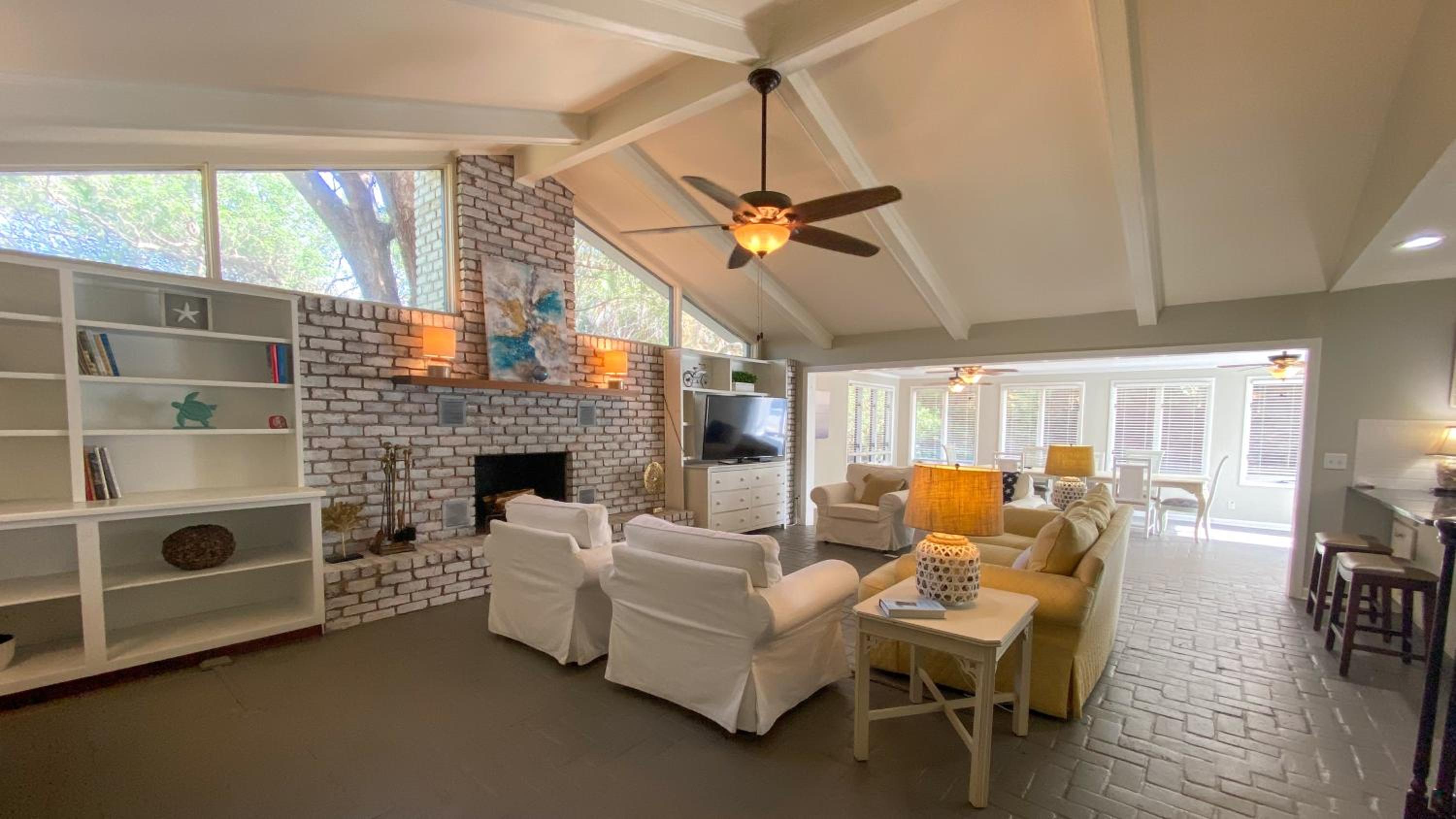 Four-Bedroom Vacation Home photo 1