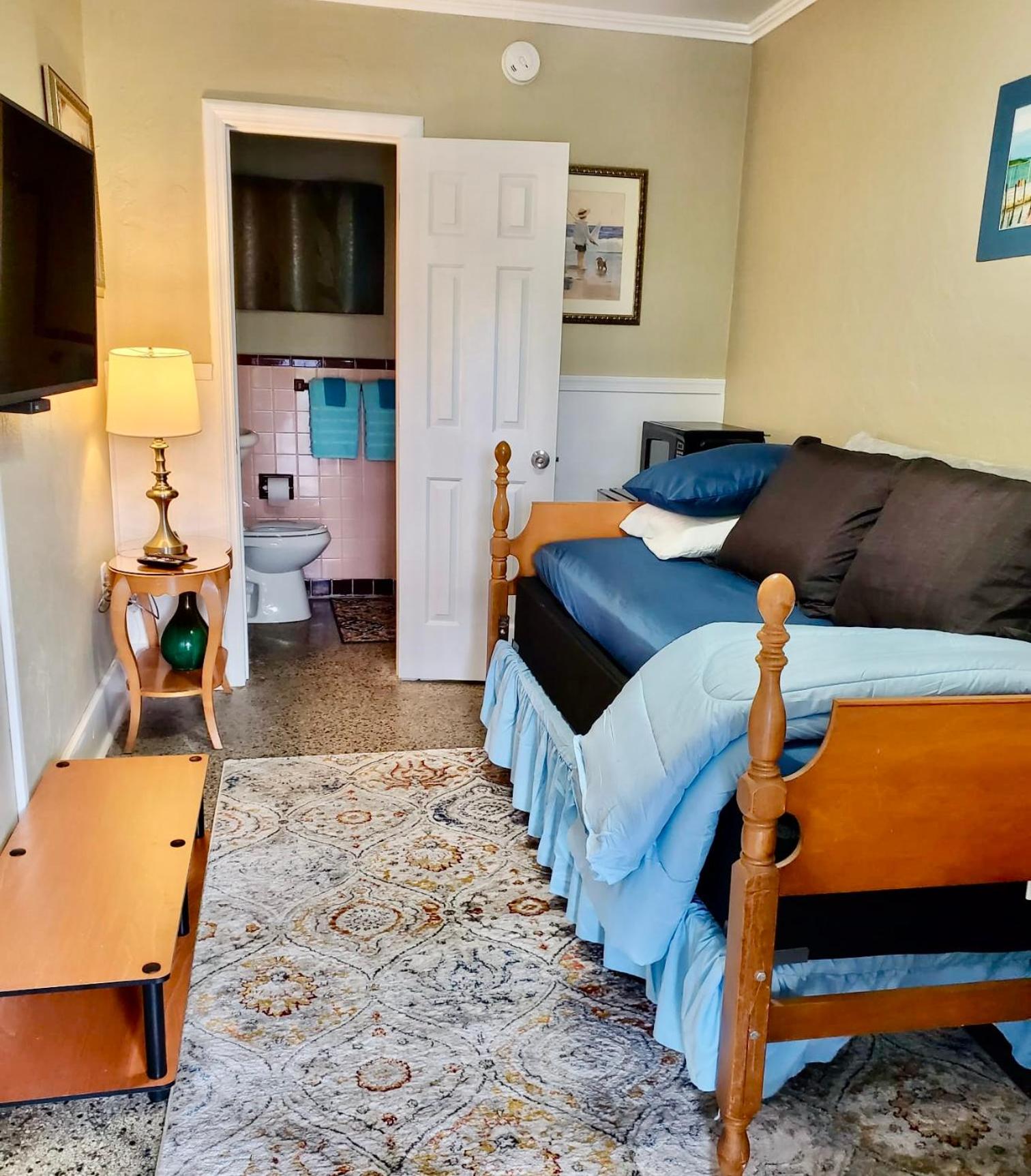 Deluxe Twin Room photo 1