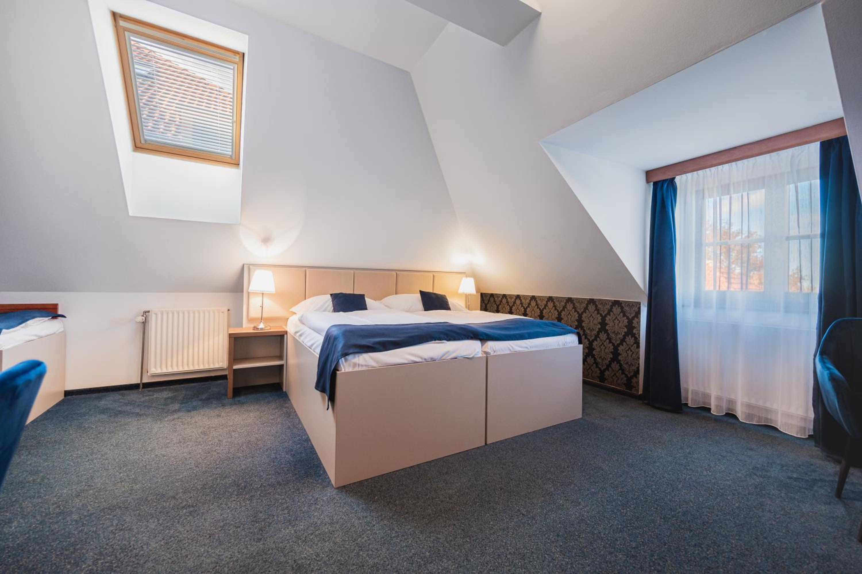 Standard Triple Room photo 2