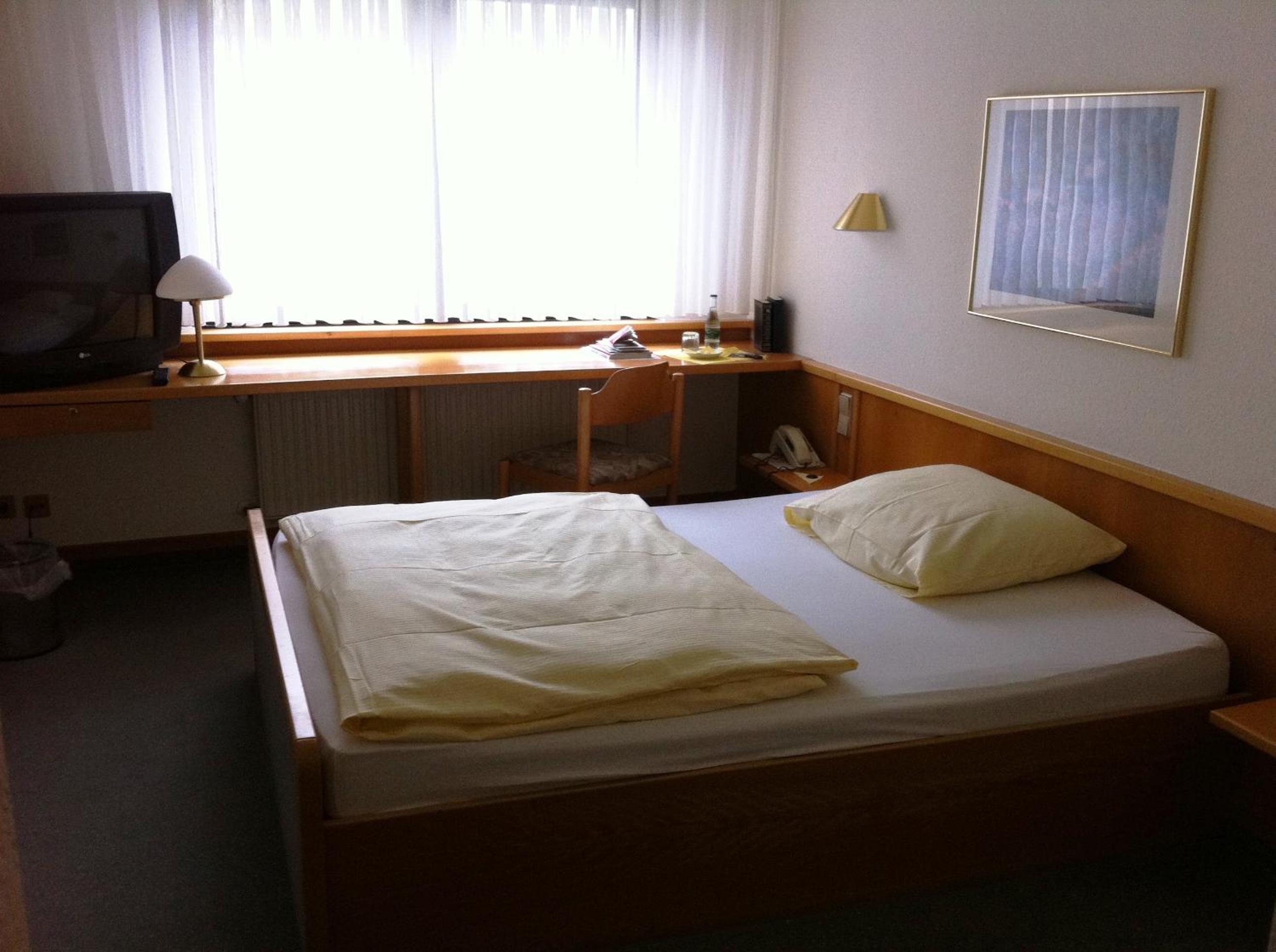 Classic Single Room