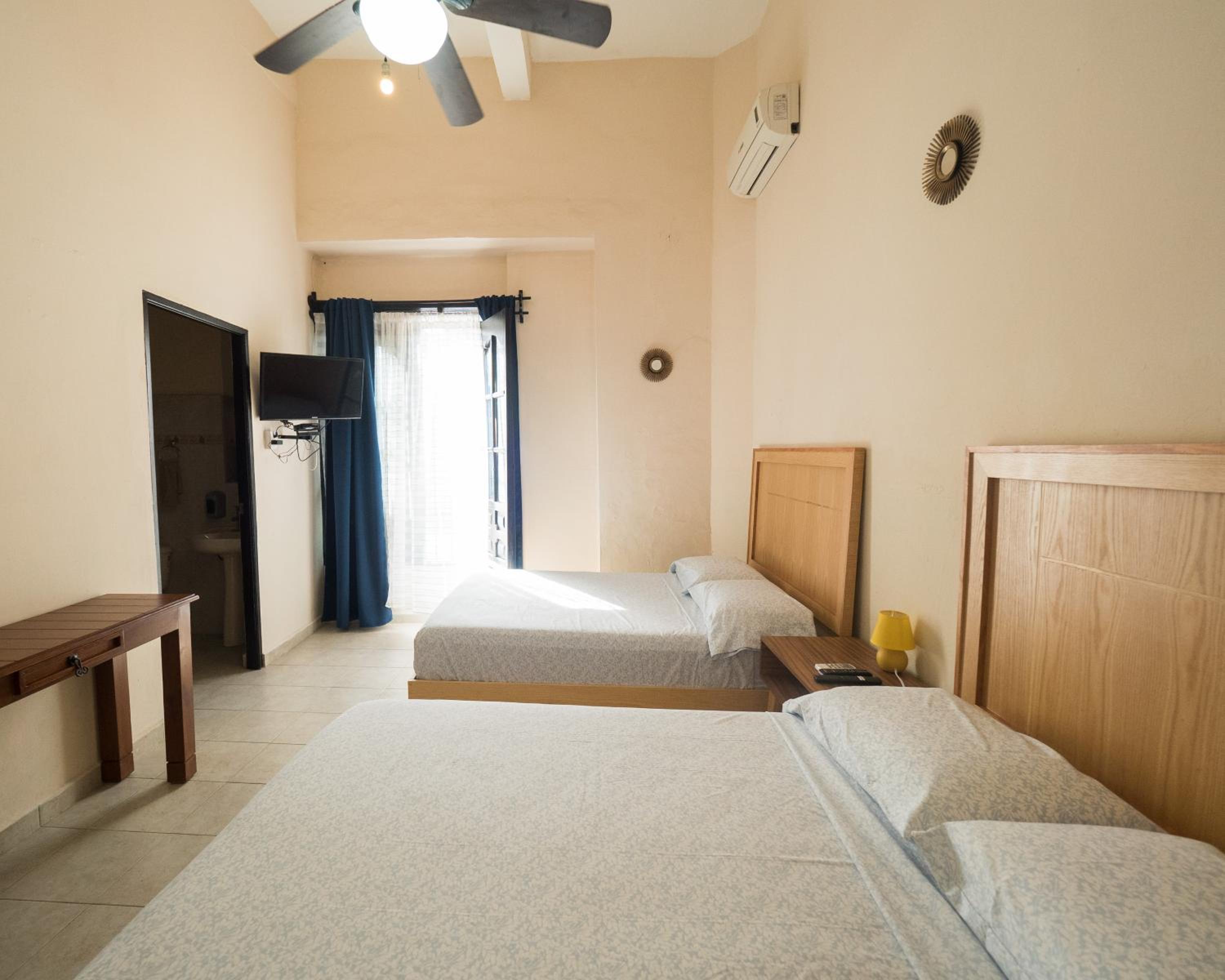 Standard Double Room - Photo 1