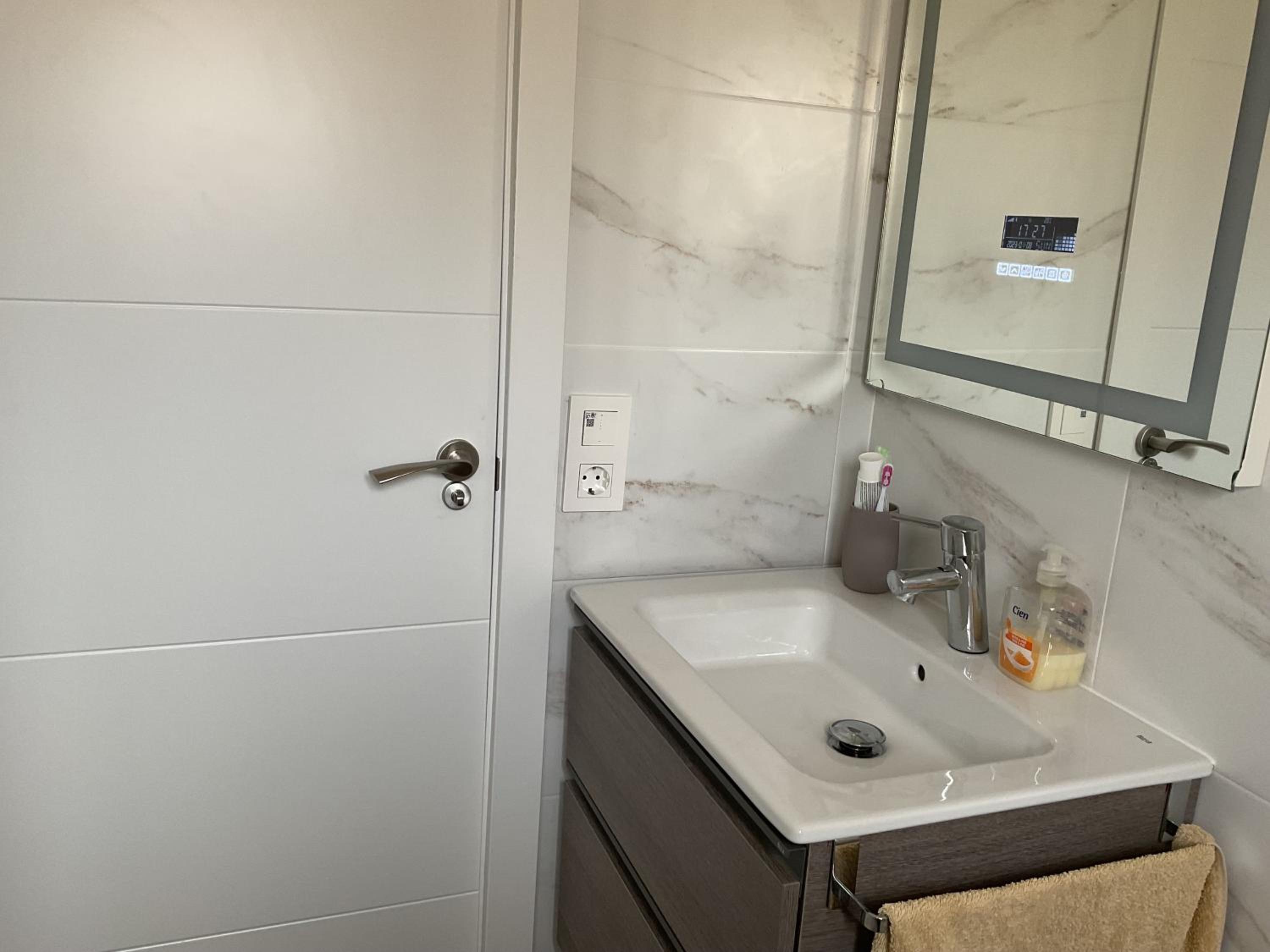Three-Bedroom Townhouse - Photo 13