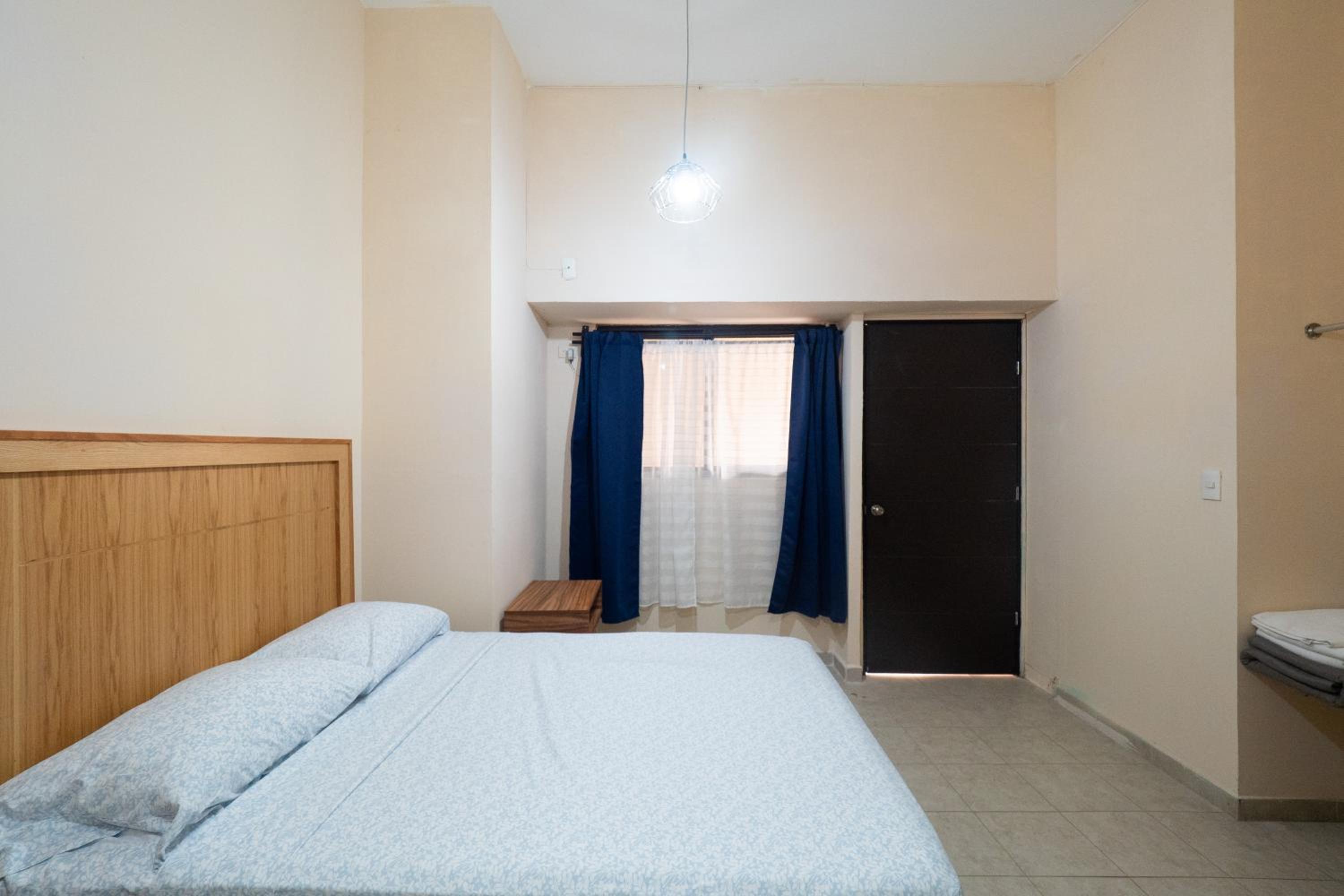 Family Studio - Photo 10