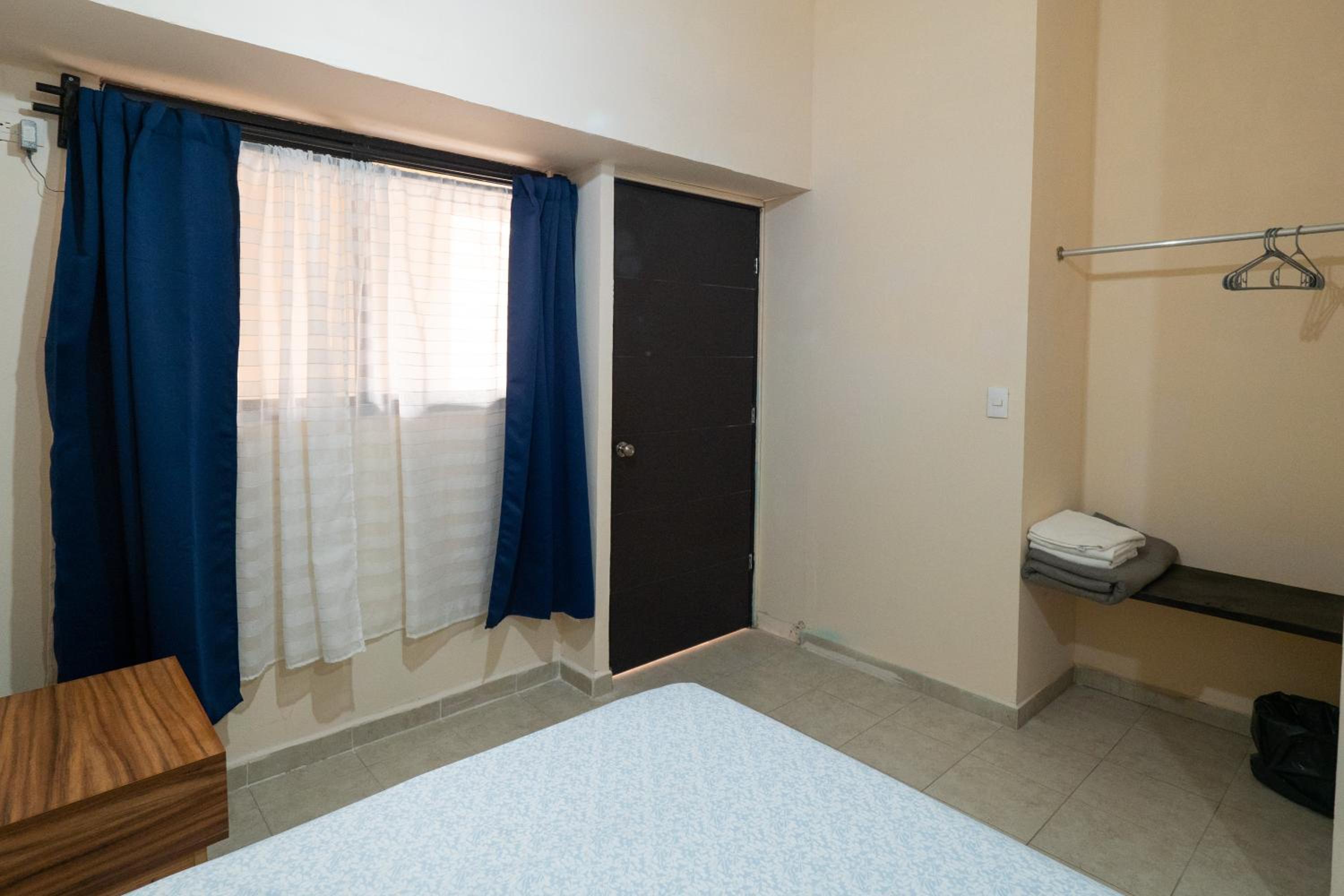 Family Studio - Photo 7