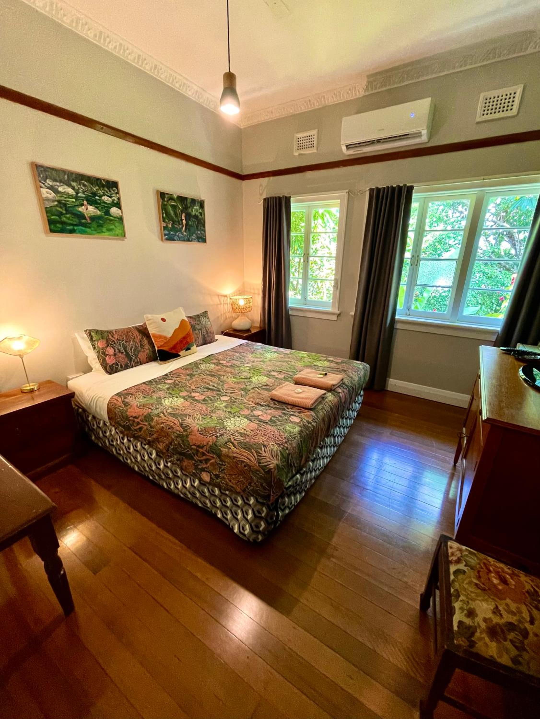 Deluxe King Room photo 3