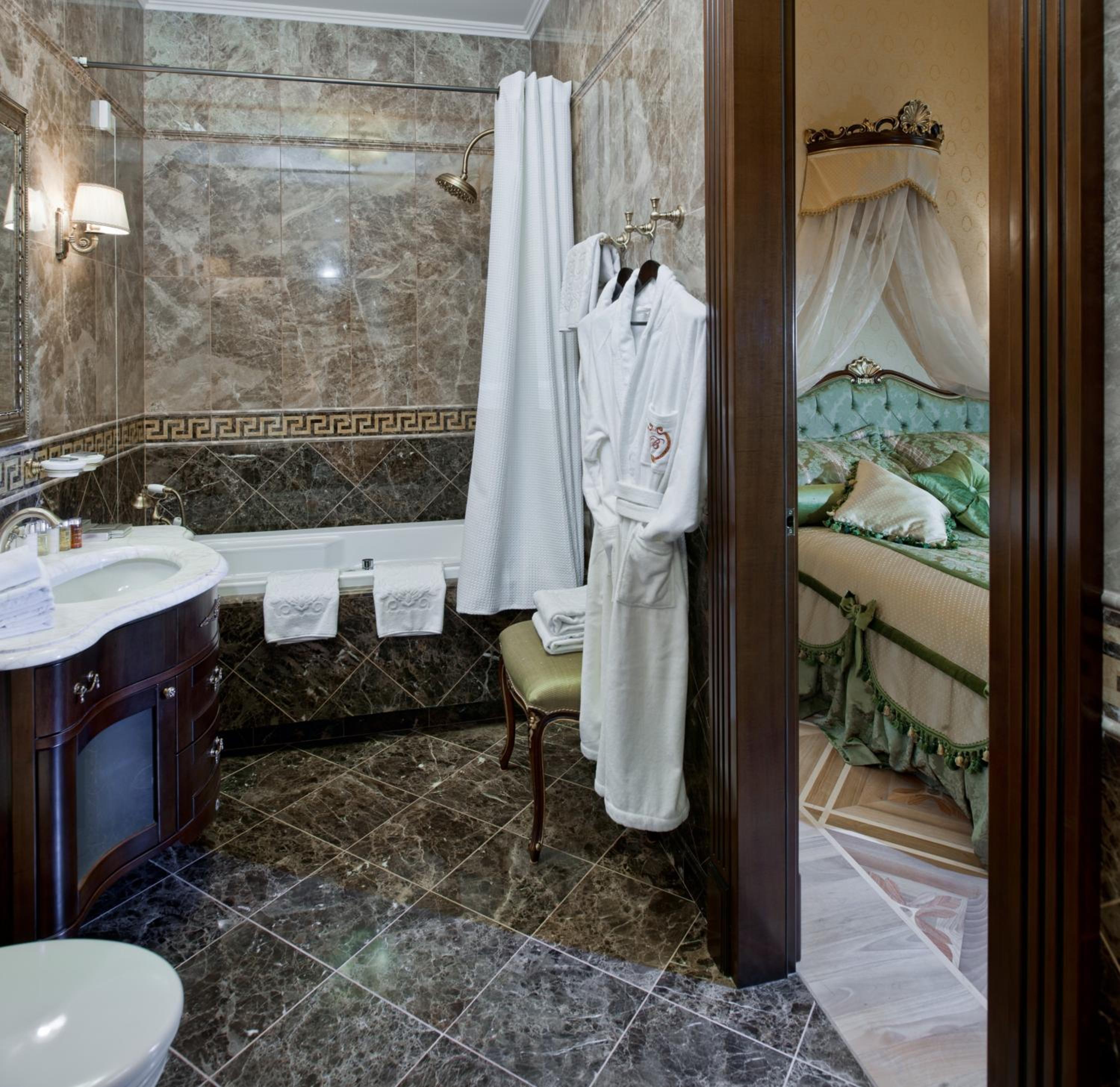 Presidential Suite photo 3