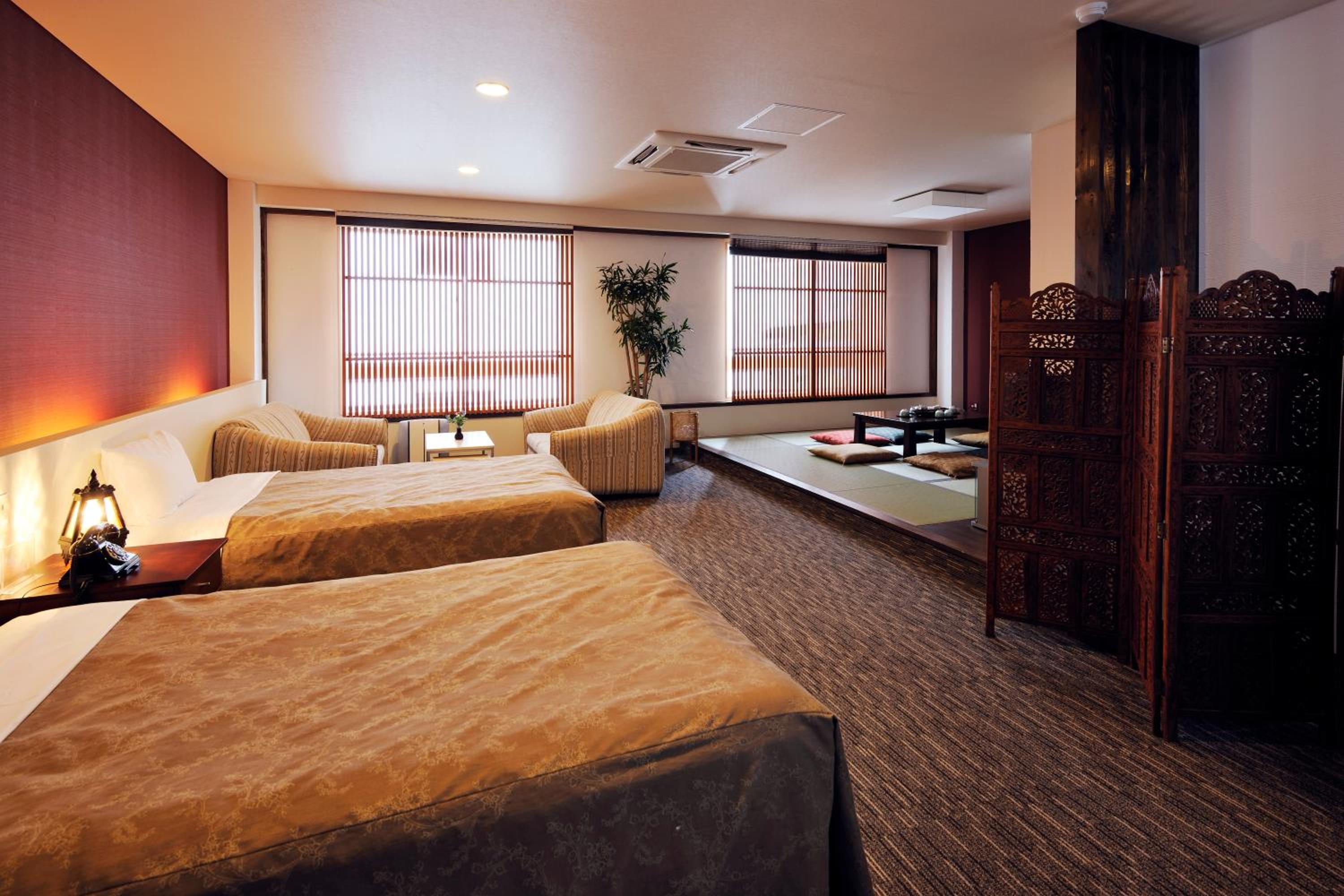 Japanese Style Twin Room -  Smoking - Photo 5