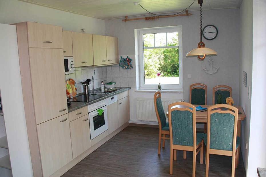 Two-Bedroom Apartment with Terrace photo 2