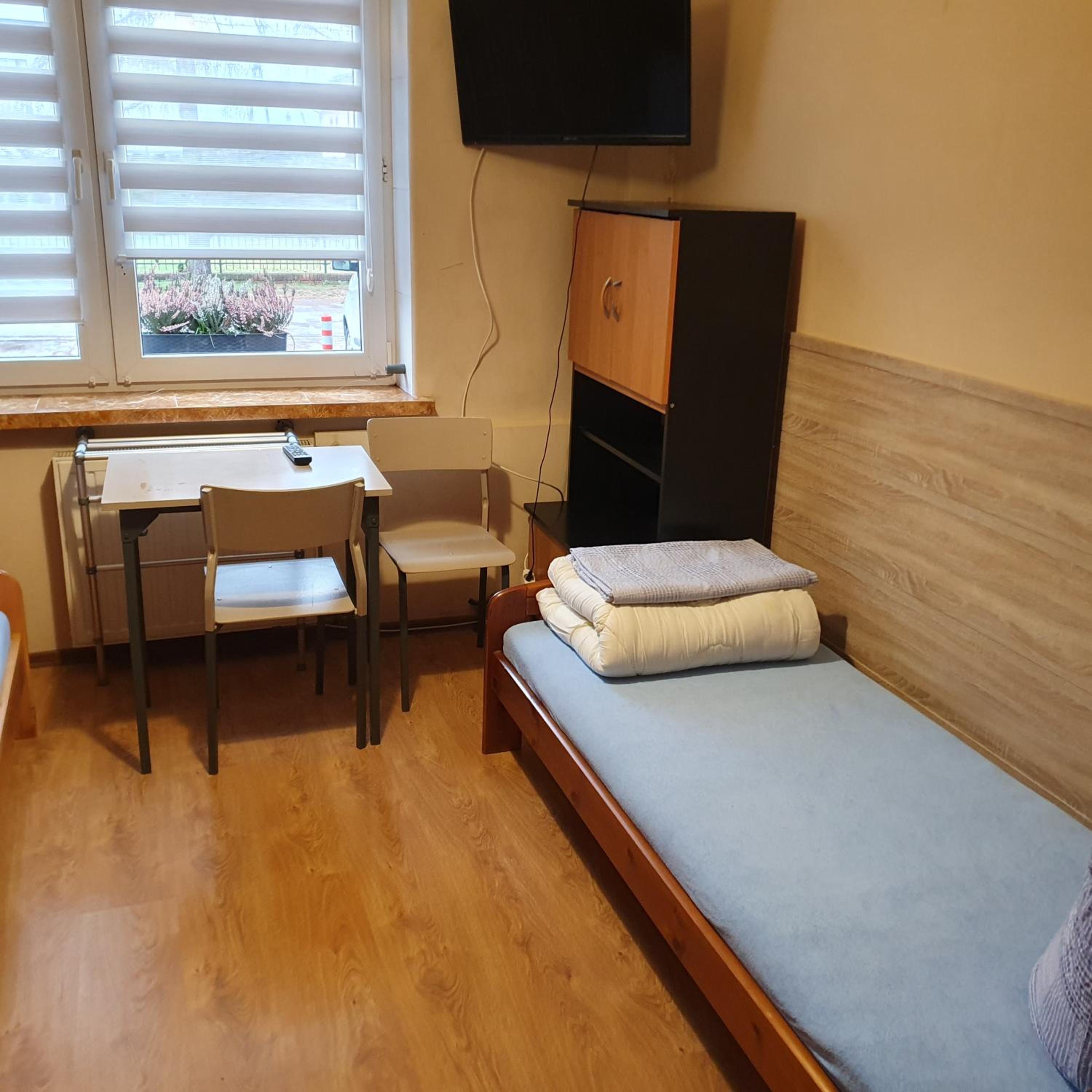 Small Room with Shared Bathroom