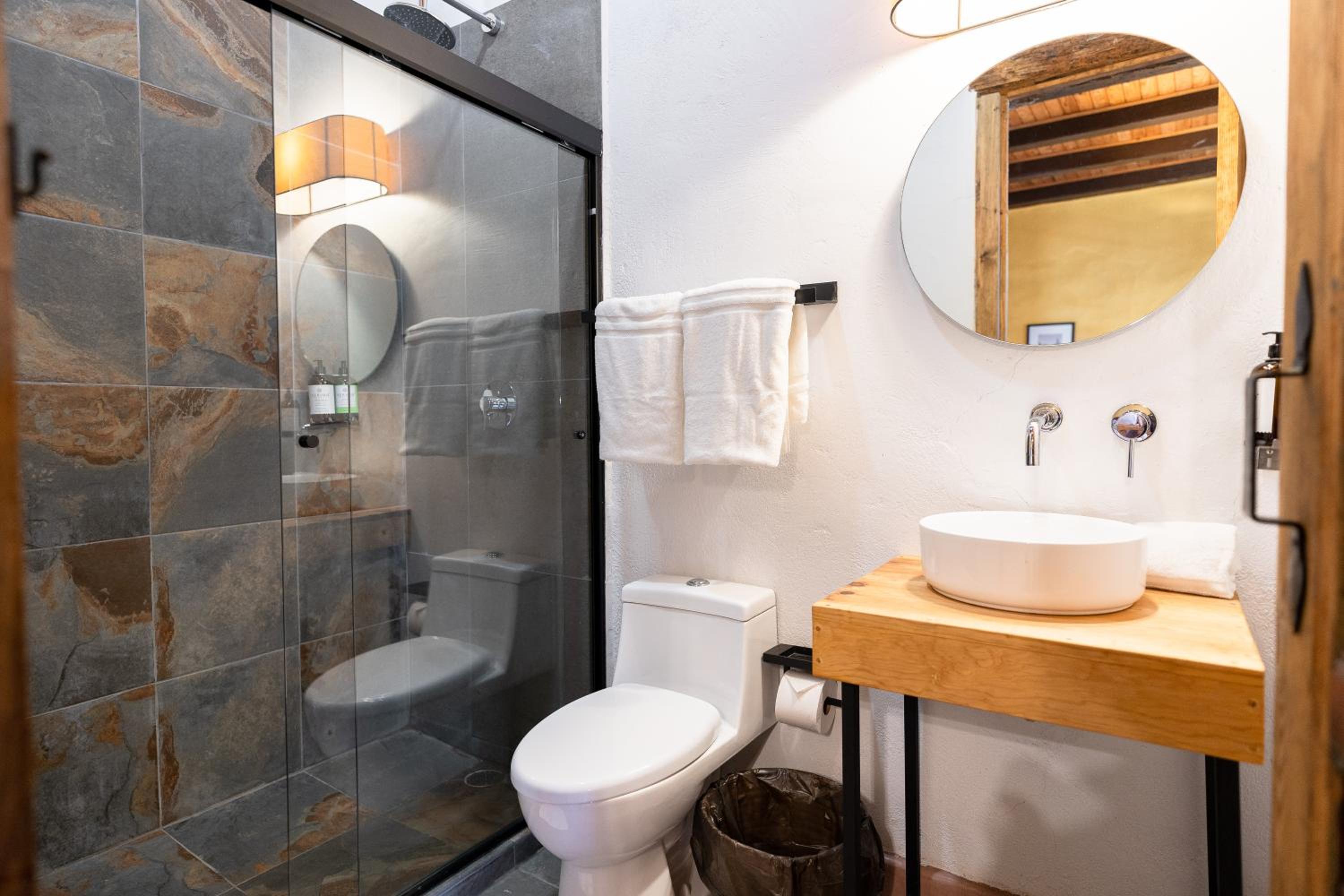 Premium Quadruple Room - Photo 2
