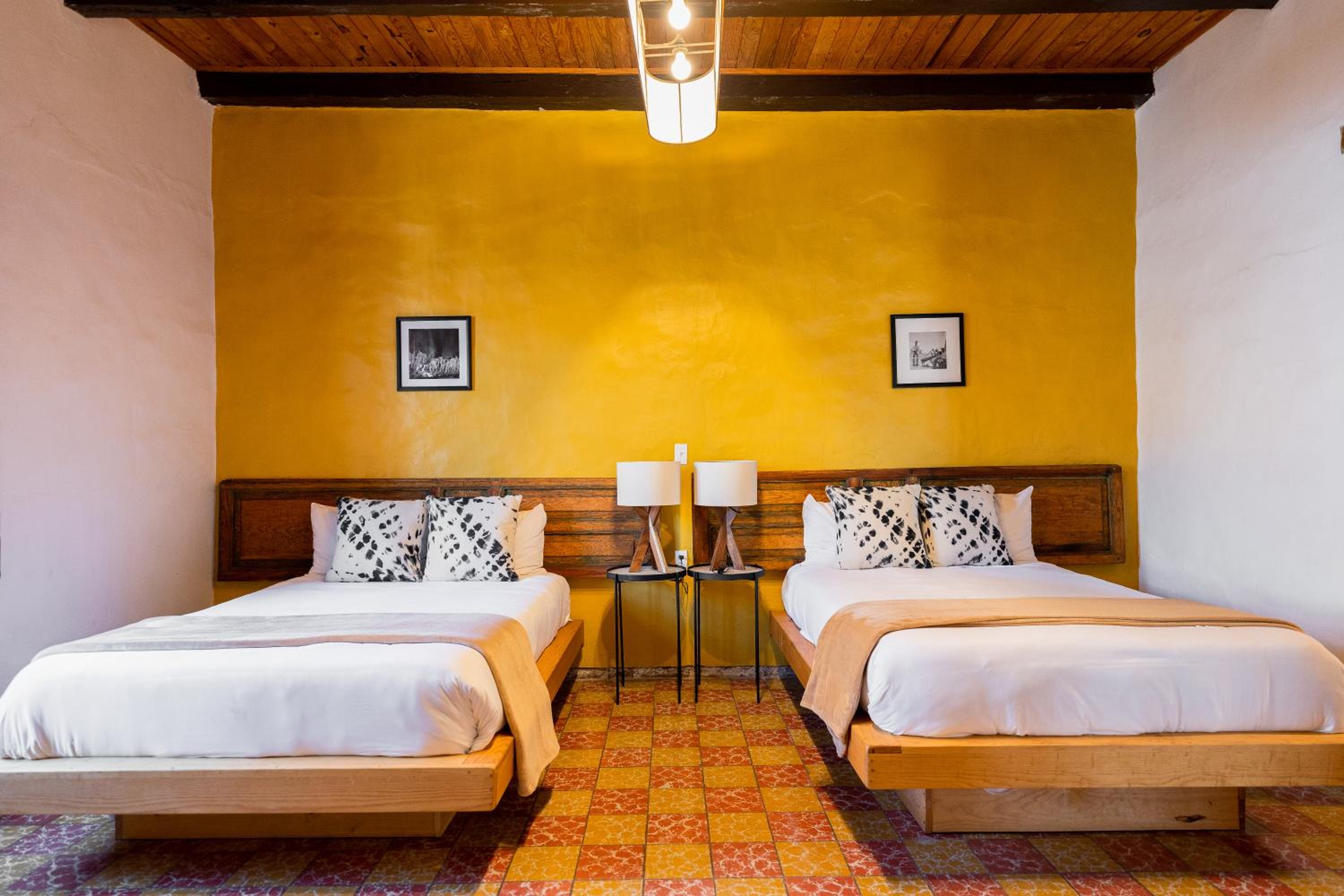 Premium Quadruple Room - Photo 7