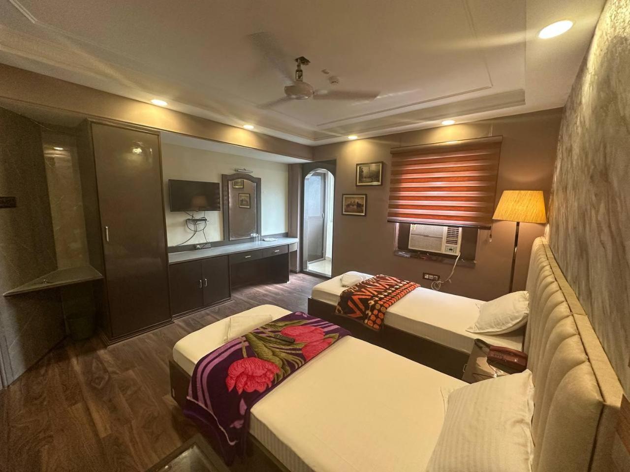 Deluxe Double or Twin Room - Photo 24