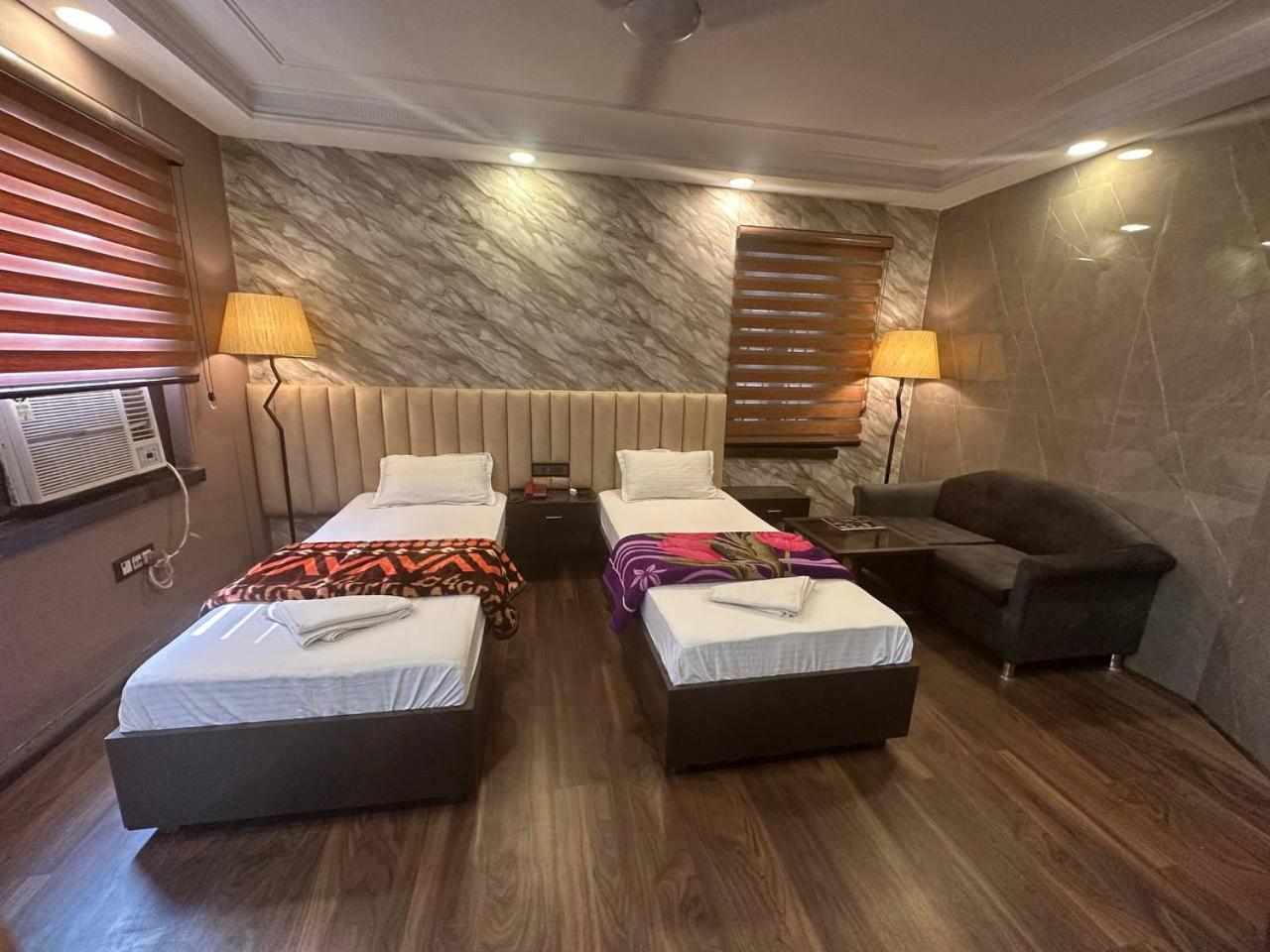 Deluxe Double or Twin Room - Photo 23