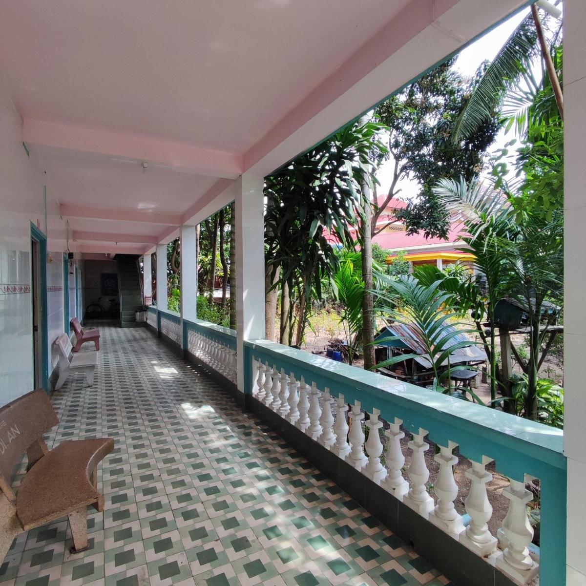 Double Room with Lake View photo 2