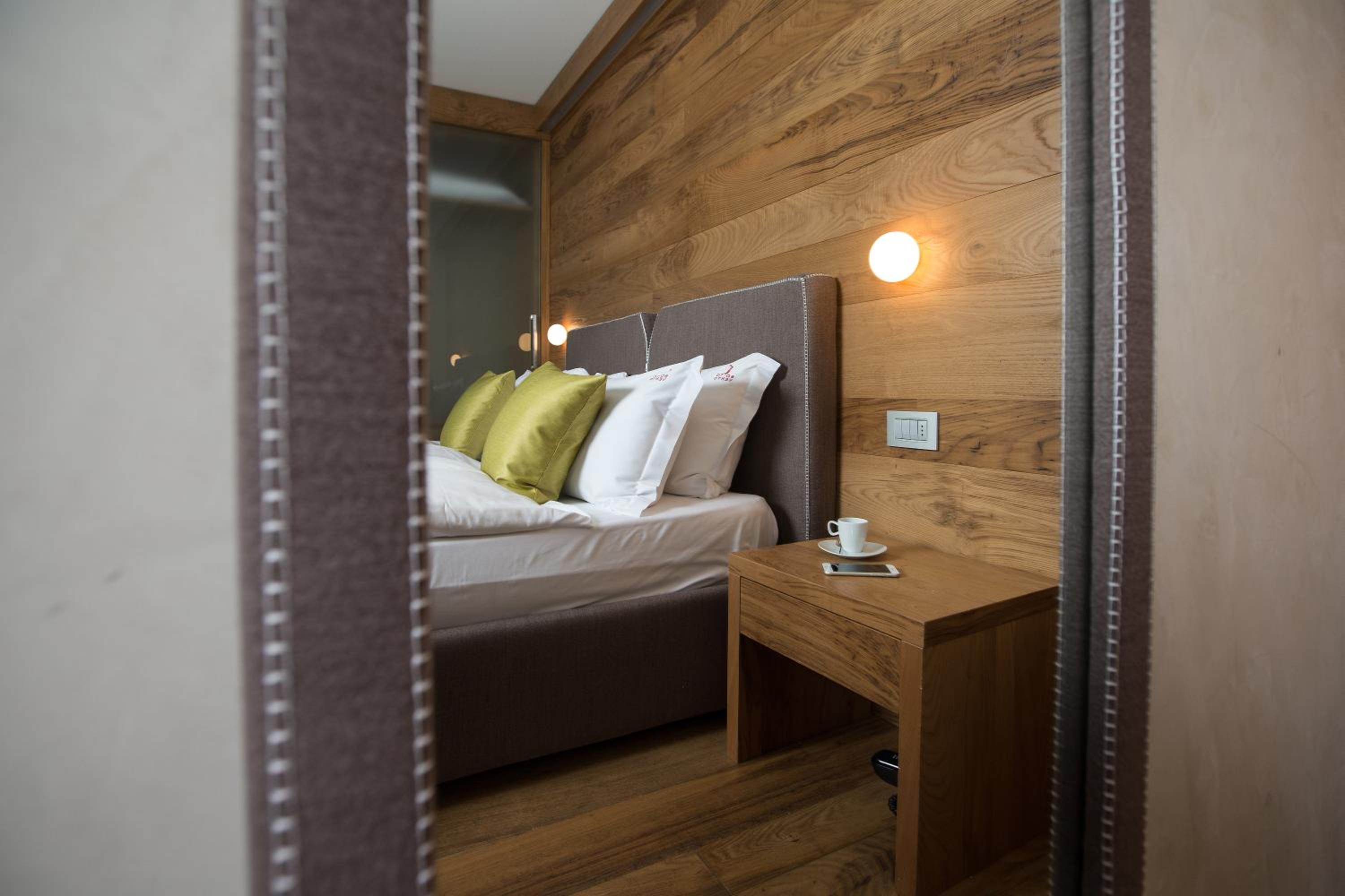 Exclusive Suite - Photo 9